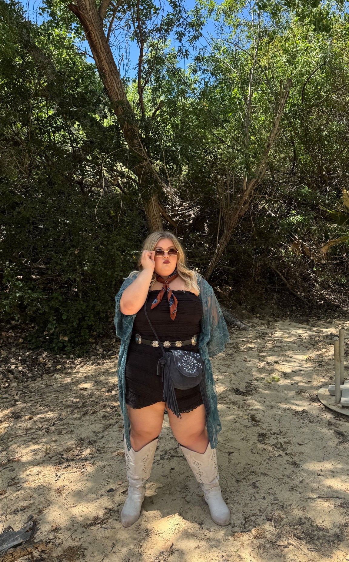 A moment for this Festi Romper! I was inspired by the desert/ festival vibes with this one! 🌵🐴🤎

#LTKFestival #LTKootd