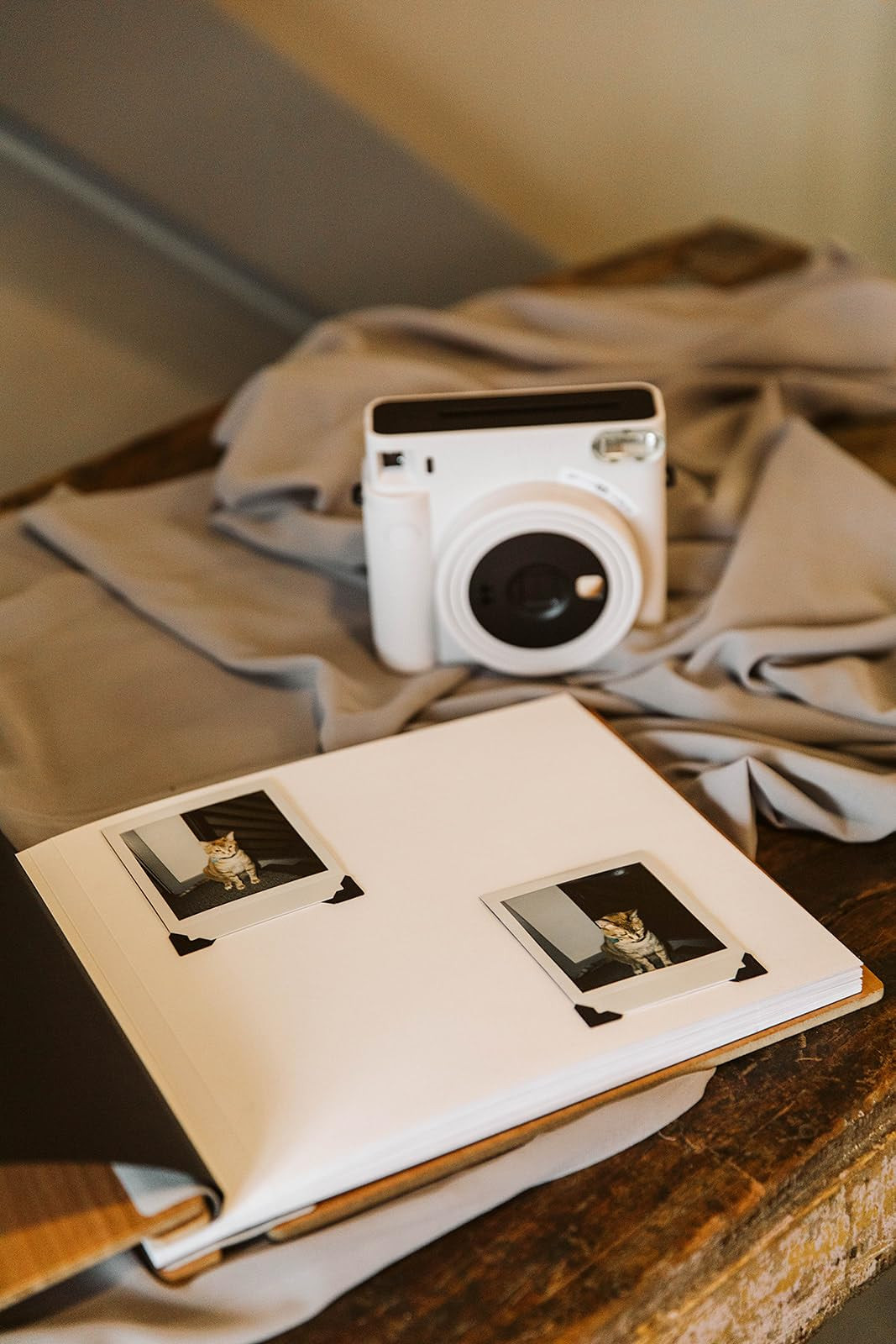 FUJIFILM Instax Square SQ1 Instant Camera - Chalk White | Amazon (US)