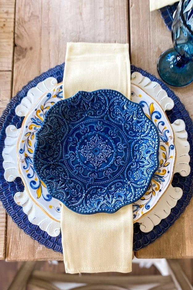 Hosting made pretty 💛 shop this table
#HostessLife #LTKHome #SummerStyle #homewithhollyj #shophollyjhome 

 #LTKfoodie #LTKSeasonal #LTKHome
