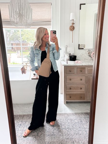 Tuesday OOTD // this jumpsuit is lightweight & breezy. I’m in an XS

This bag is perfect for travel too…it holds so much!!

#LTKFindsUnder100 #LTKOver40 #LTKFindsUnder50