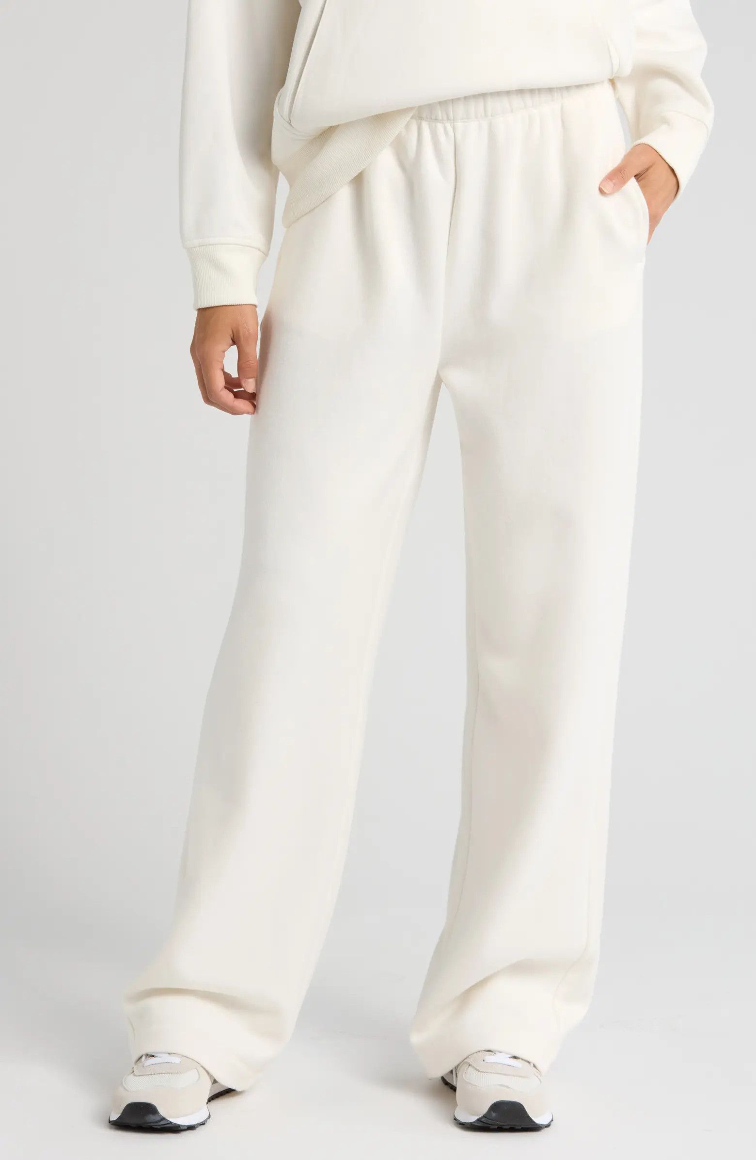 Zella Cloud Fleece Straight Leg Sweatpants | Nordstrom | Nordstrom