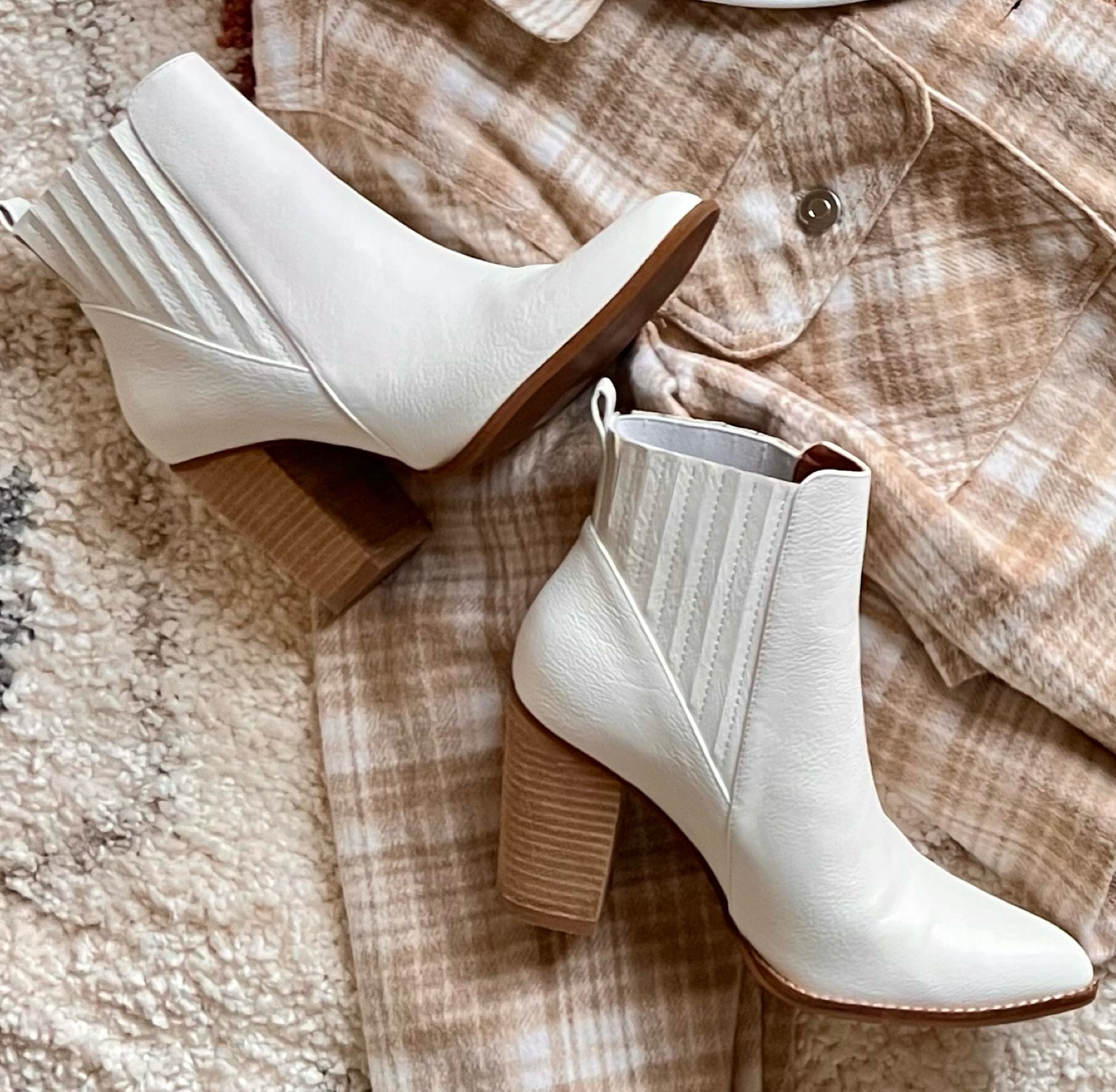 Fall Boots 

#LTKFallSale #LTKSeasonal #LTKStyleTip