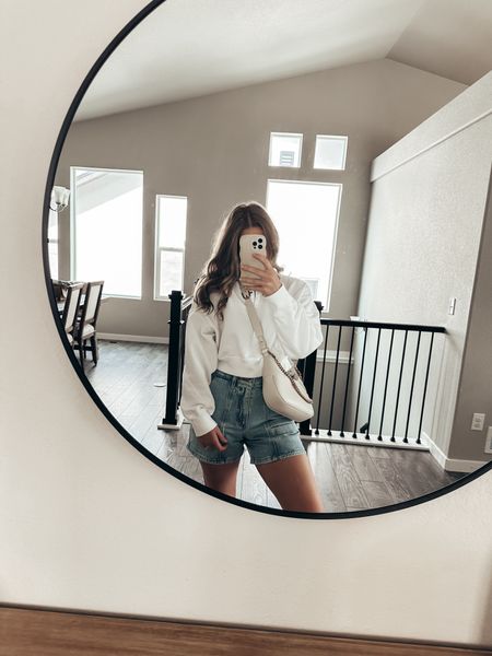 Casual denim shorts outfit

#LTKFindsUnder100 #LTKStyleTip #LTKFindsUnder50