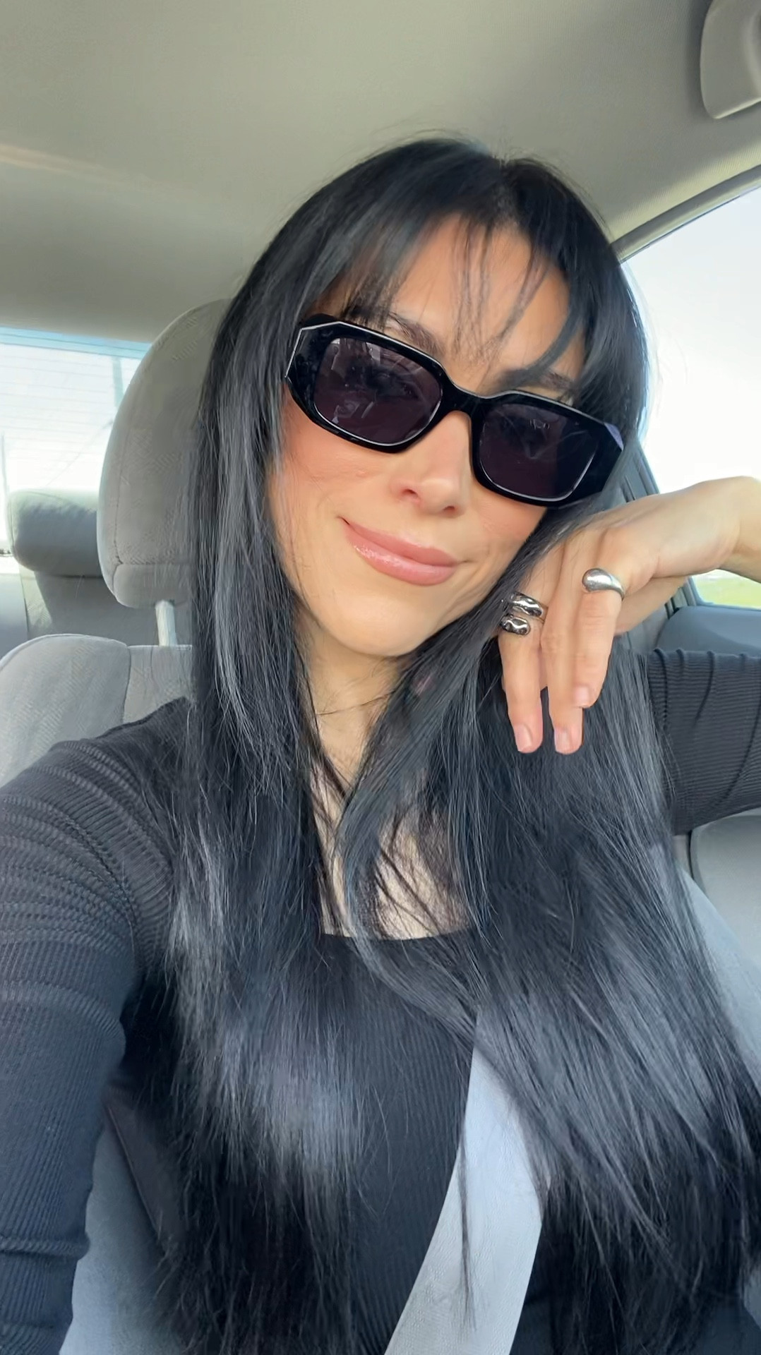 The perfect black rectangular sunglasses that I have been reaching for non stop! They’re classic and affordable! Quality is top tier too which is major  

#LTKFestival #LTKover40 #LTKVideo