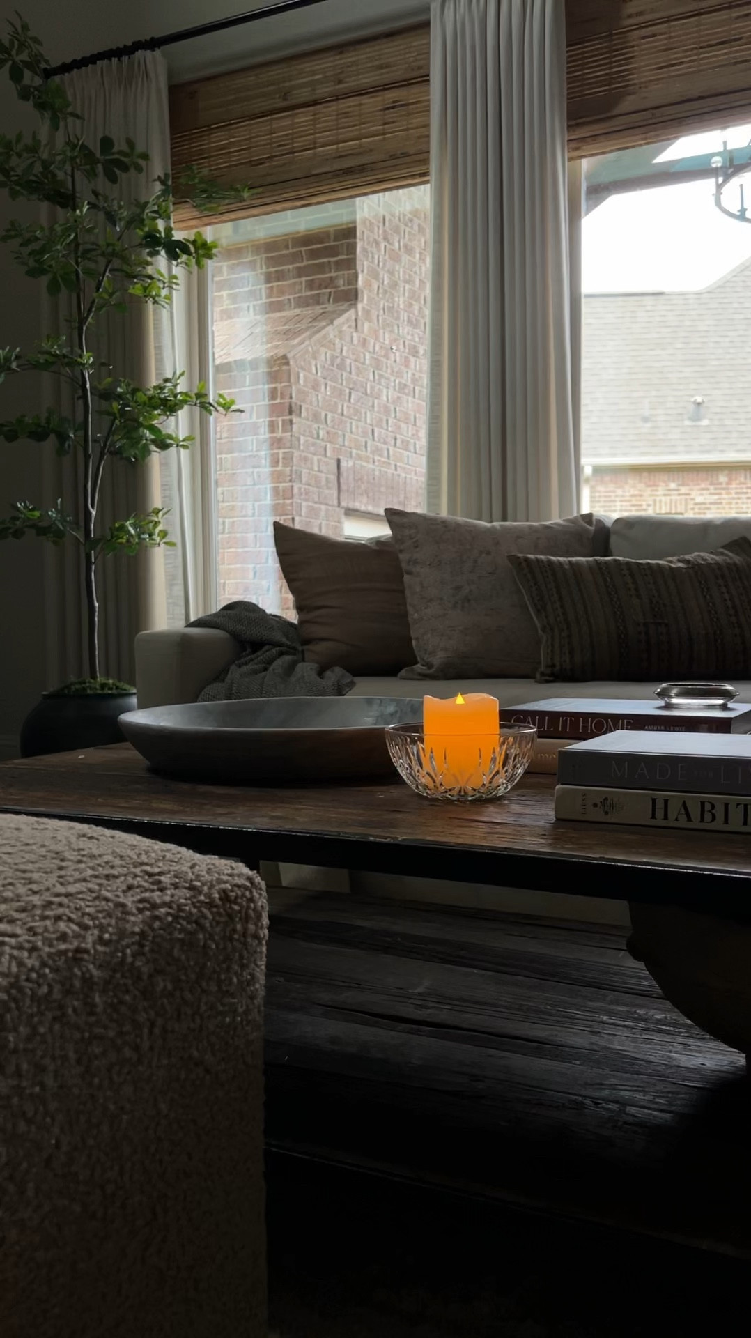 Get this battery operated candle 🕯️ 

It’s under $10, has a timer, and sets the cozies mood, and you don’t have to worry about forgetting to blow it out

#LTKHome #LTKStyleTip