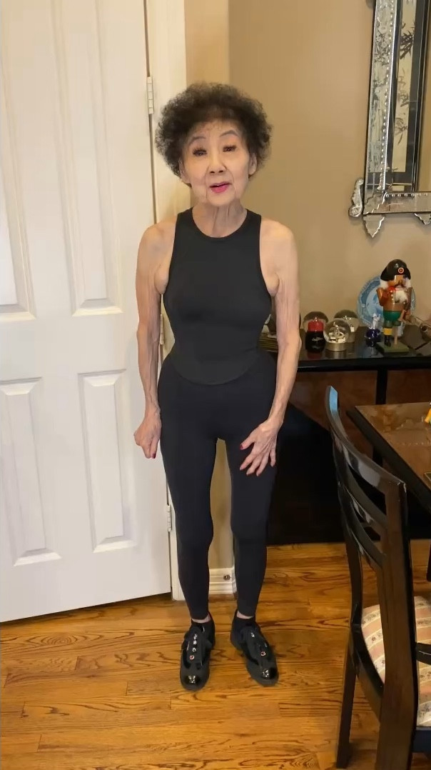 
Joanne & Balance Therapy
Episode 15: Testing and lifting and carrying things from the floor 
My mom, Joanne is doing #balancetherapy #fyzicalgalleria She still admits to feeling “wobbly” but feels these workouts with PT Joseph are helping her with her stability and strength. #ootd leggings: #lululemon top: #lululemon sneakers: #chanel 



#LTKOver40 #LTKFitness #LTKActive