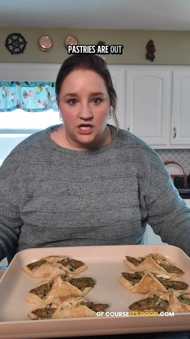 OF COURSE IT’S GOOD 👩🏻‍🍳 FULL VIDEO | Spinach Artichoke Sausage Rolls 🥐

Full recipe: ofcourseitsgood.com

#LTKfoodie #LTKHome #LTKvlog