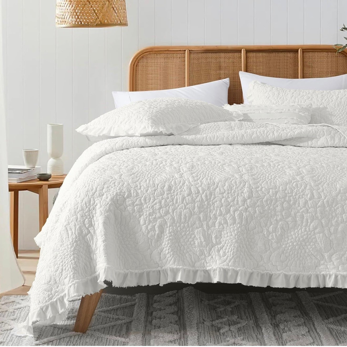 This pretty quilt is on sale for cyber Monday! The king size is only $51.00! 

#LTKFindsUnder100 #LTKCyberWeek #LTKHome