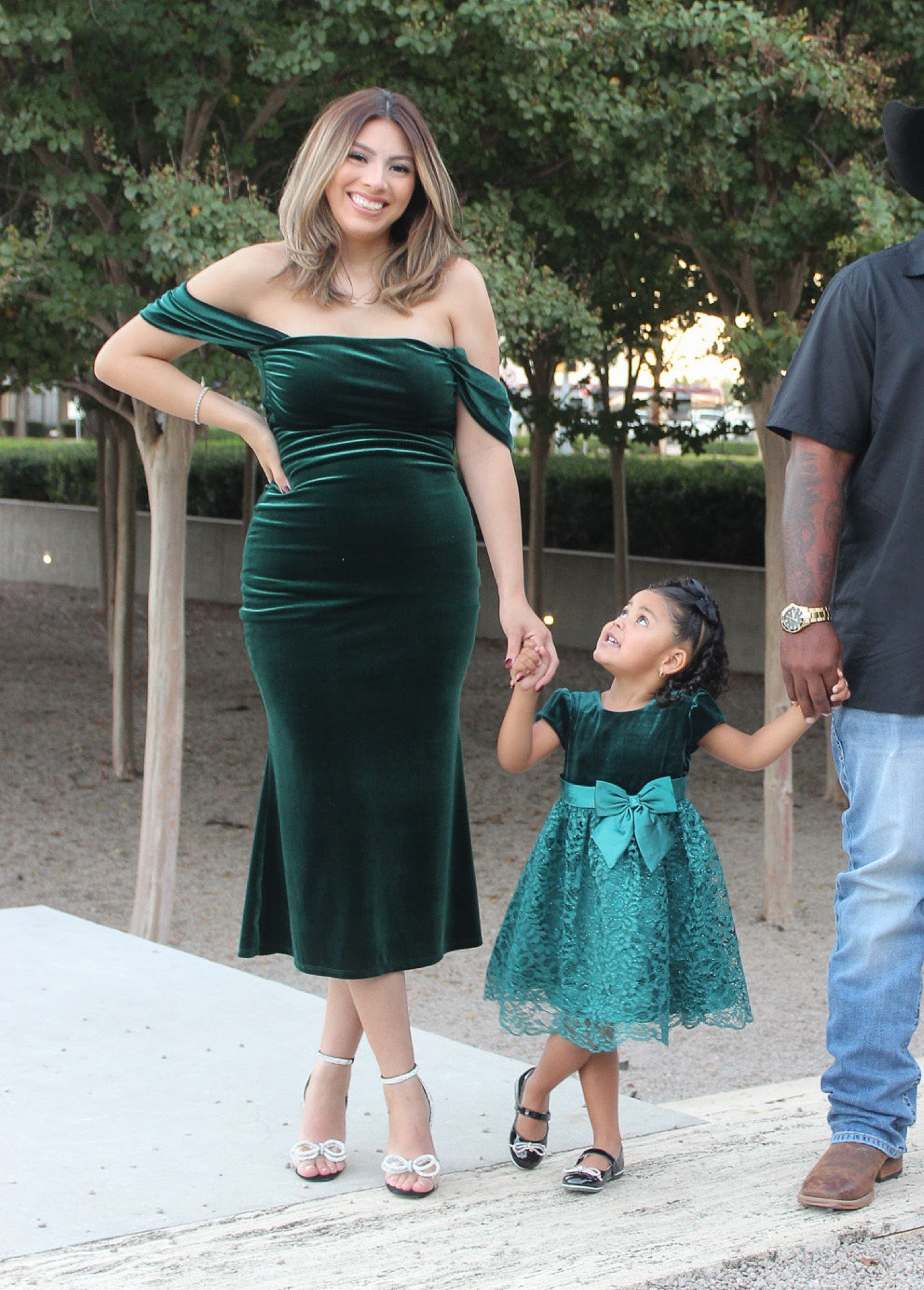 Holiday dress. Also perfect for wedding outfit  

#LTKWedding #LTKBump #LTKSeasonal