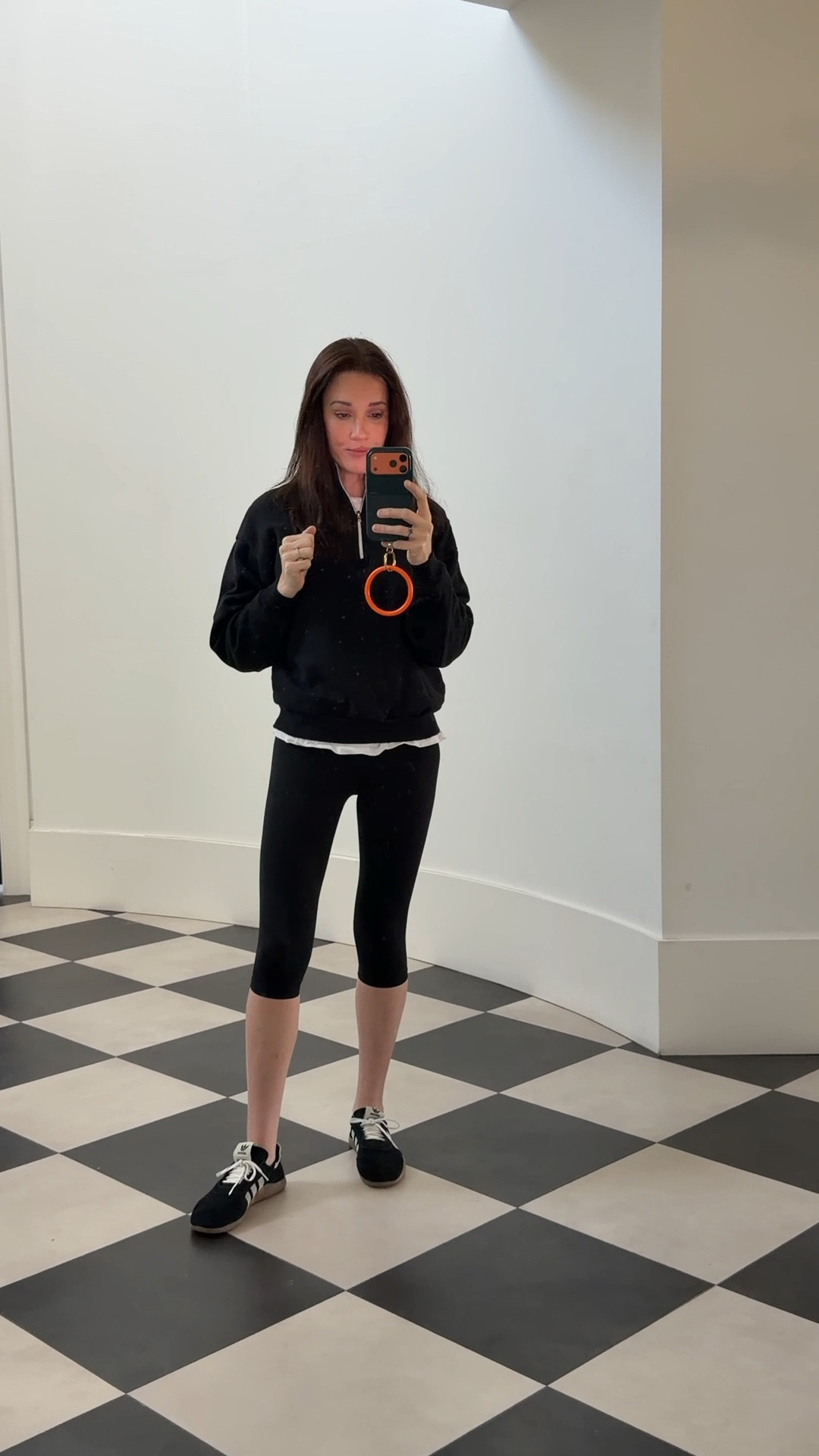 XXS in sweatshirt
Small in capris 

#LTKgrwm #LTKootd #LTKOver40