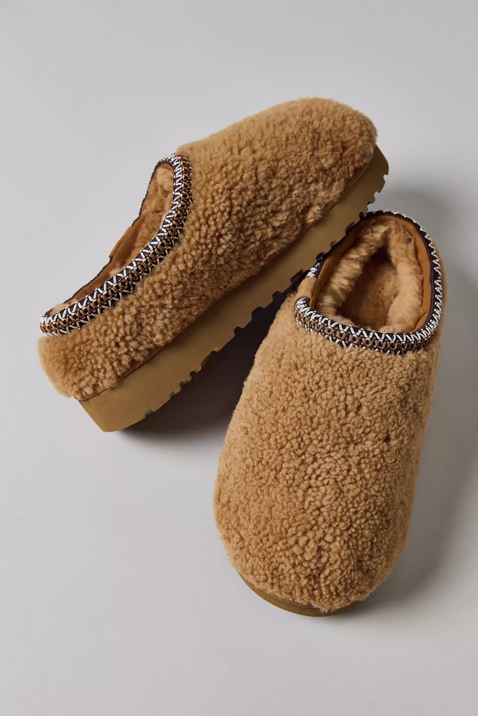 UGG Women's Tasman Maxi Curly Slipper | Urban Outfitters (US and RoW)
