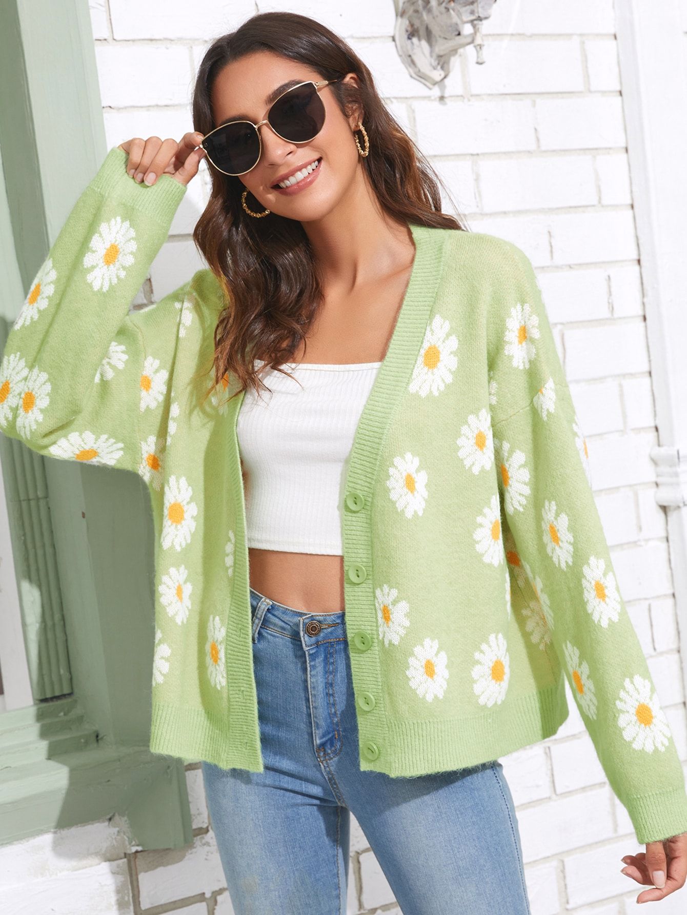 Button Front Daisy Floral Pattern Cardigan | SHEIN