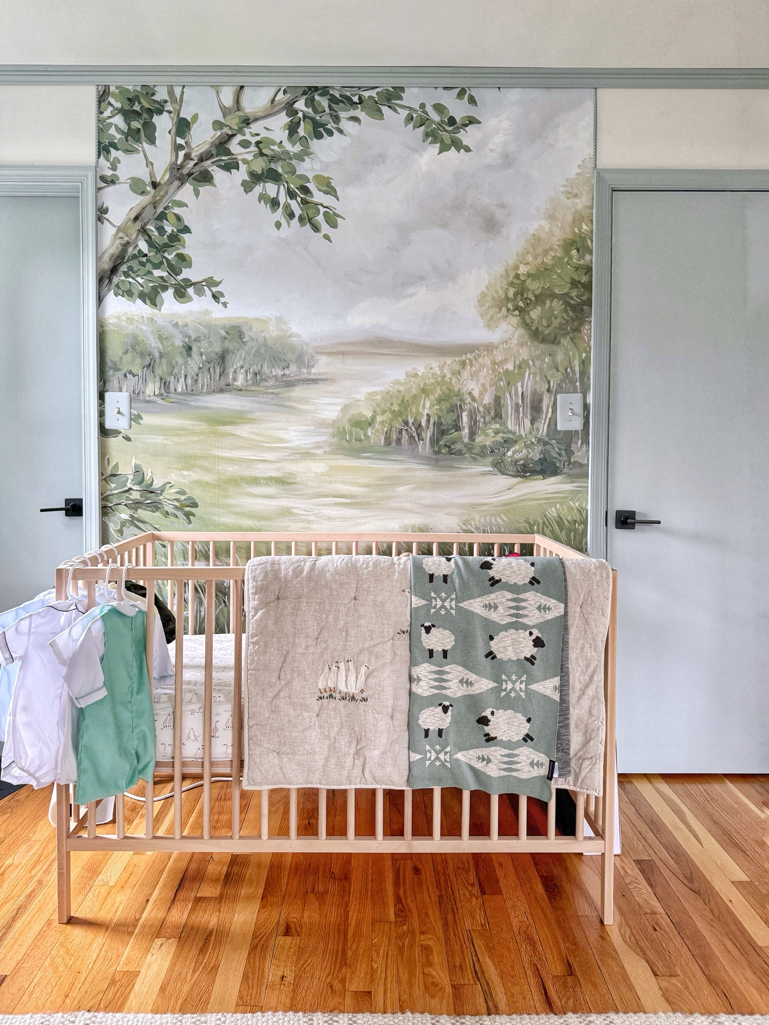 Finally a small part of the nursery room is finished🔨



Nursery room, wallpaper, baby’s room

#LTKkids #LTKhome #LTKbaby