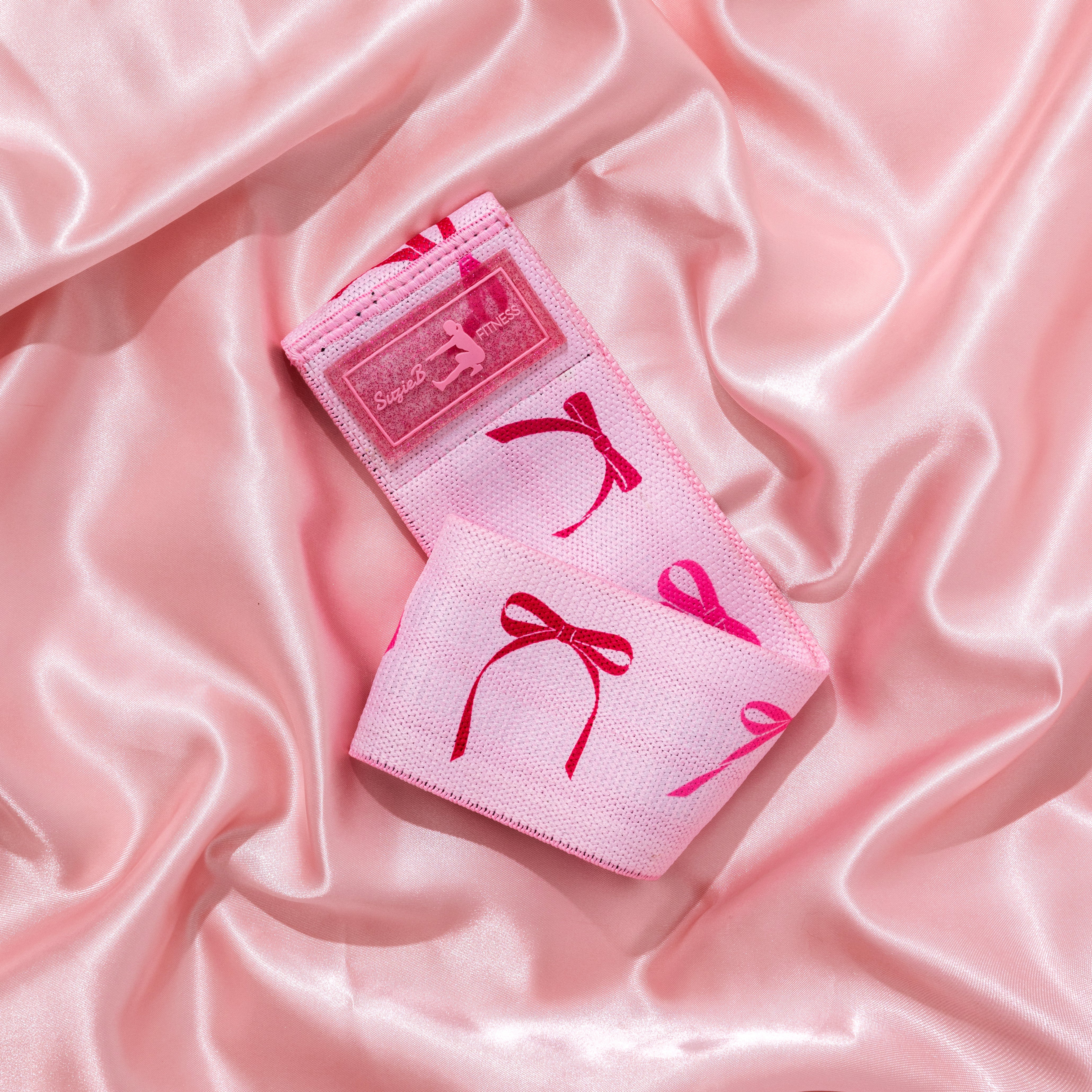 BOW GLUTE BAND | SuzieB Fitness