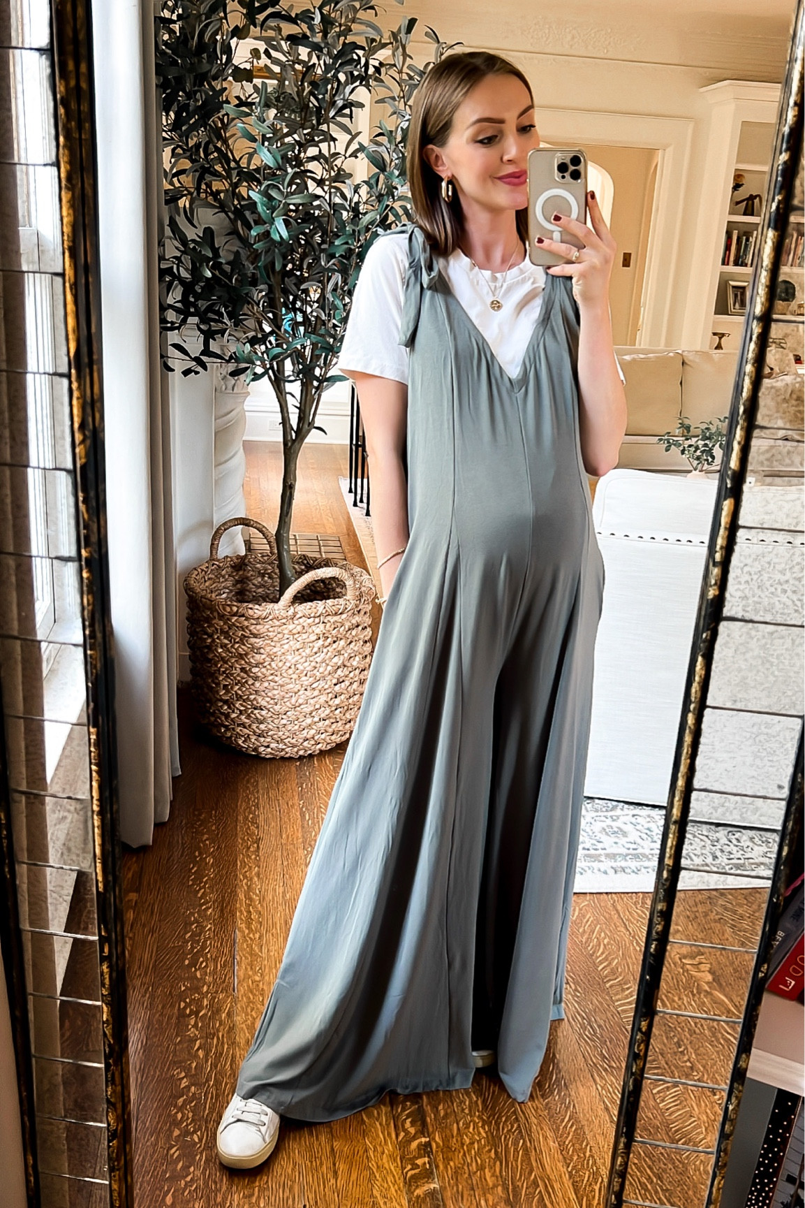 Jumpsuit // stretchy // bump friendly // comfy outfits // travel outfits // thanksgiving outfit // tts // 

#LTKbump #LTKtravel #LTKHoliday