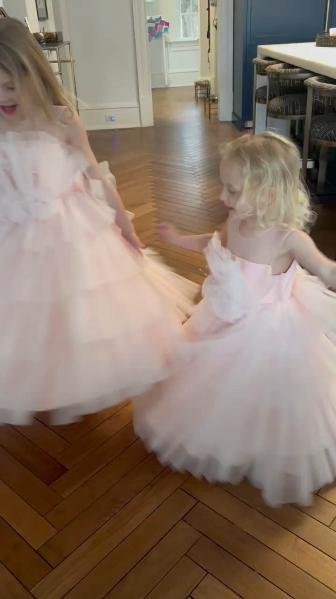FLOWER GIRL DRESSES

OBSESSED

#LTKKids