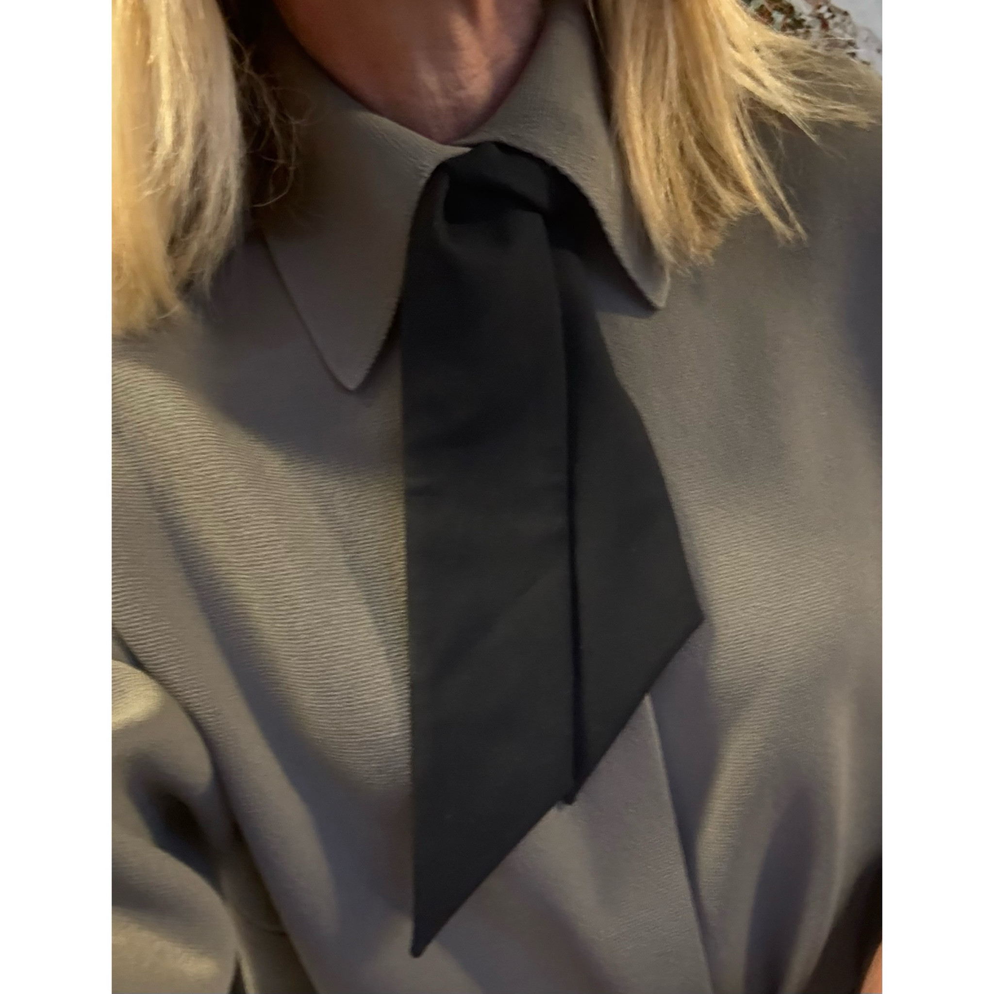 An accessory that is a must have this Autumn/Winter #cravat #scanlantheodore 

#LTKootd #LTKmomlife #LTKSeasonal