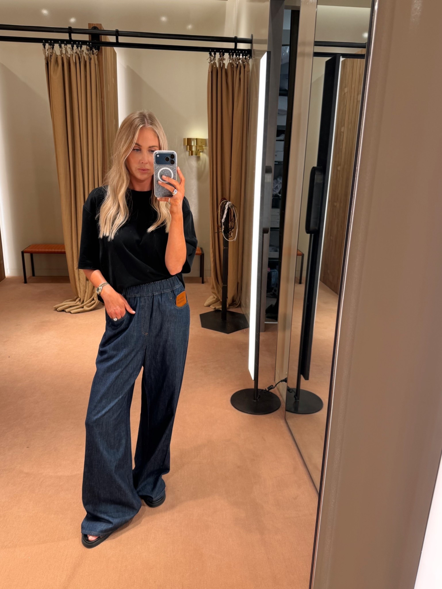 Top of the want-list are these jeans 🫠 Tall-girl friendly and perfect for all seasons. Effortlessly cool with a tank or tee for summer, but I can already picture them with a cropped knit and a leather bomber in the cooler months.

For sizing reference - I’m wearing a 10 here. The 8 fit as well, but I preferred the more relaxed look of the 10. If you’re not as tall as me (5’11”), you could definitely size down if you’re between sizes

#LTKaustralia #LTKstyletip #LTKjeans