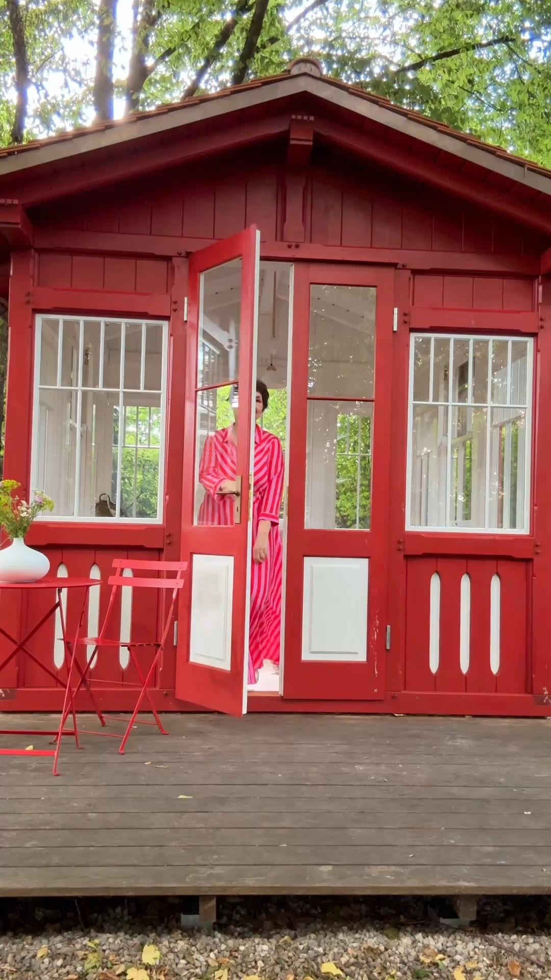 Ich liebe Mustermix! Das macht jeden Look ein bisschen cooler 🩷❤️ Und dieses Kleid macht einfach eine richtig grandiose Figur! Gibt’s in anderen Farben auch!

#LTKplussize #LTKü50 #LTKdeutschland