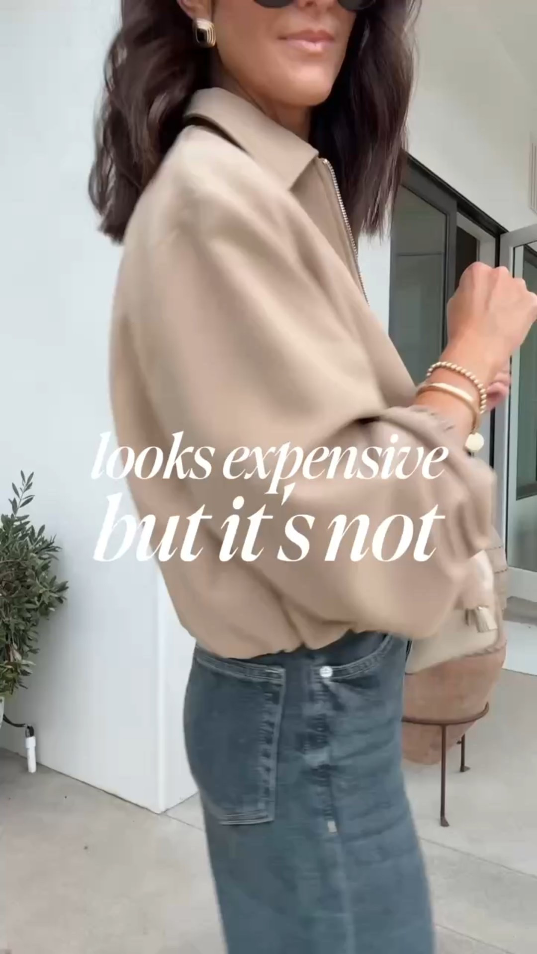 Looks expensive but it’s not. I love this jacket from Zara and had to pick it up in white too! I’m just shy of 5-7” wearing the size small and size 2 jeans
StylinByAylin, Aylin #zara #OOTD #outfitidea

#LTKSeasonal #LTKStyleTip #LTKootd