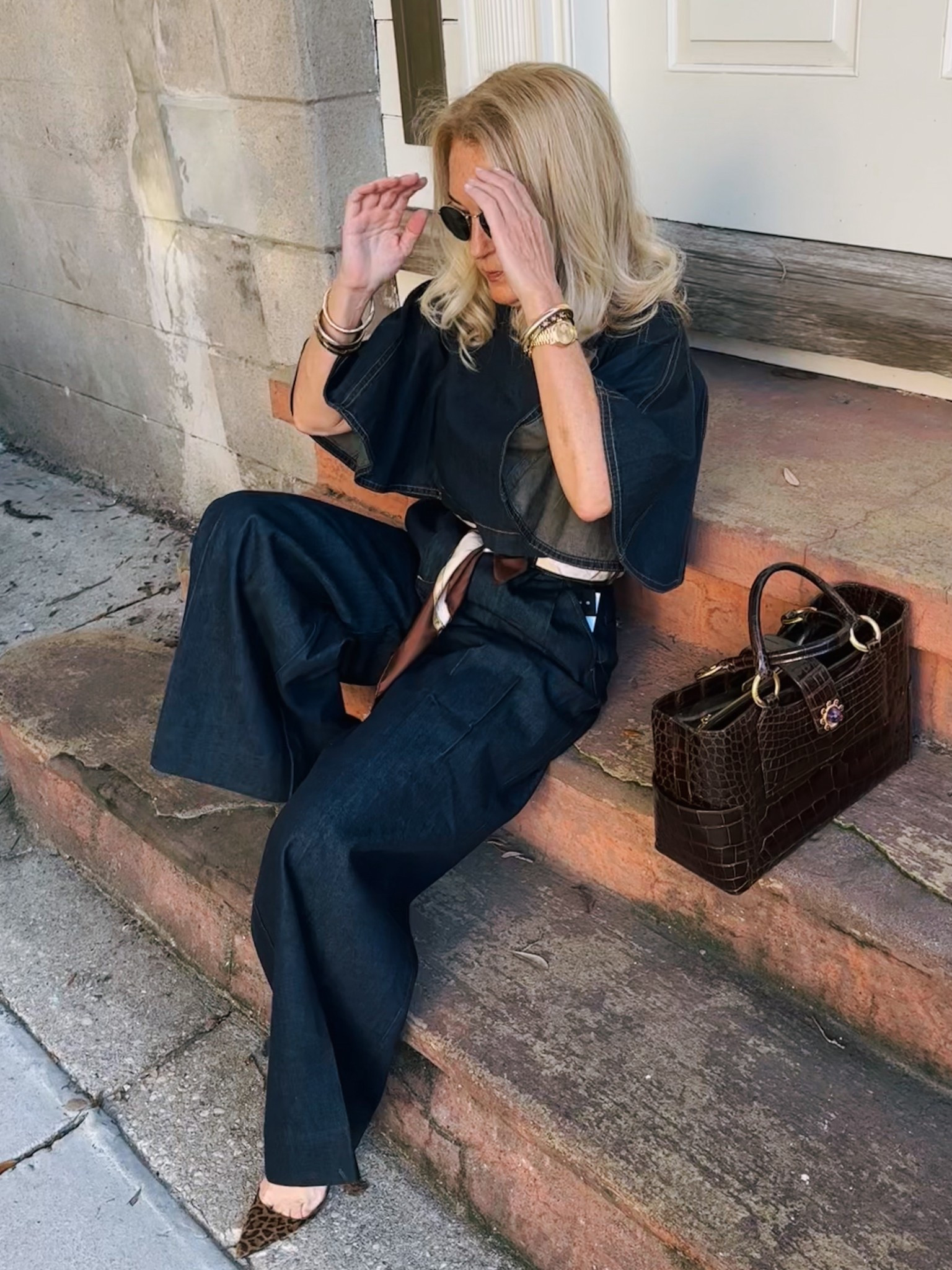 Canadian tuxedo but make it fashion . . . 
|
#arebelinprada #cape #denim #denim cape 

#LTKStyleTip #LTKPetite