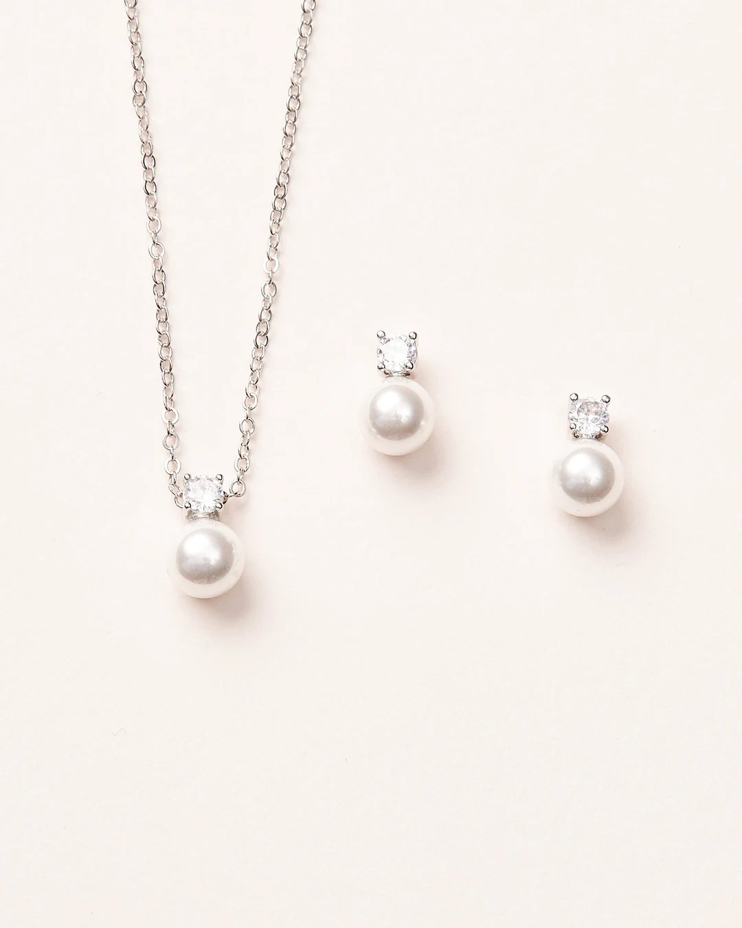 Simple Pearl Bridesmaid Set \u2022 Minimalist Bridesmaid Jewelry \u2022  Bridal Jewelry Set, Wedd... | Etsy (Global)