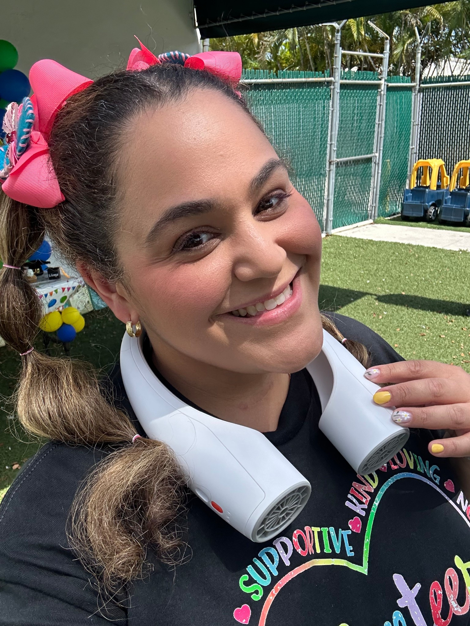 ✨Beat the heat in style!✨
This hands-free neck fan is a game changer for busy days outdoors. Whether you’re volunteering, running errands, or just trying to stay cool at a school event — this little gadget keeps me fresh and fabulous all day long! 💨🧊
#NeckFan #SummerEssential #StayCool #MomOnTheGo #LTKFinds #VolunteerStyle #CoolAndCute
