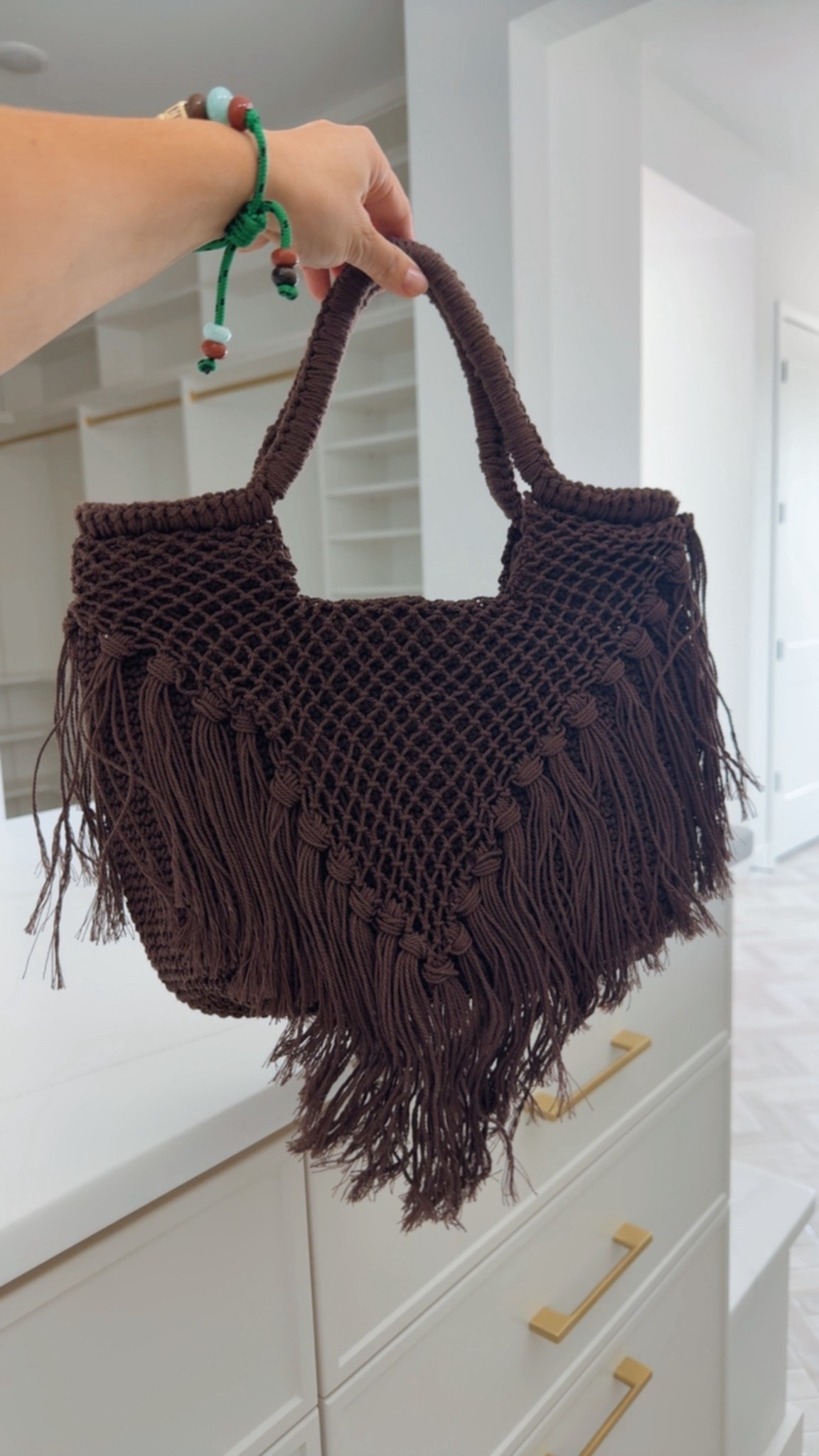 This fringe bag makes even the simplest outfit feel styled
it’s that one piece that does the work for you

petite-friendly style, statement bag, dolce vita, mom outfits, everyday elevated looks 

#LTKootd #LTKFestival