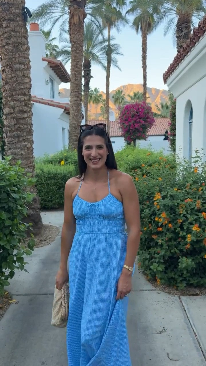 This dress is finally back in stock!

TTS: M

Dress, gingham dress, dress finds, straw bag, beach bag, evening clutch, woven clutch, straw clutch, beach clutch, crossbody bag, elegant bag, summer bag, Grace White