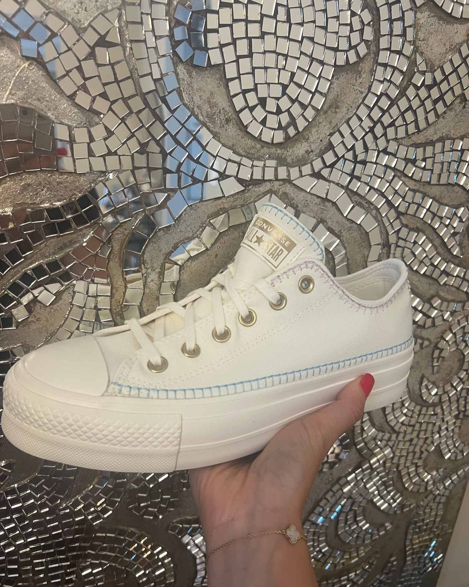 Summer converse casual sneaker gold hardware

#LTKShoeCrush #LTKSummerSales #LTKFindsUnder100