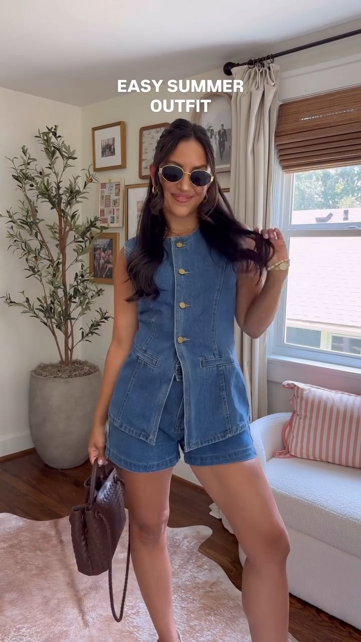 matching denim sets >> comment “links” below & ill dm ya the outfit details!! 

can vou believe this set is amazon...🤯
* wear together or separate with some of your other fave pieces!

summer outfits | matching set| denim outfits | matching denim set | amazon outfits I affordable summer outfits | easy outfit idea #denimoutfit #summeroutfit #amazonfashionfinds