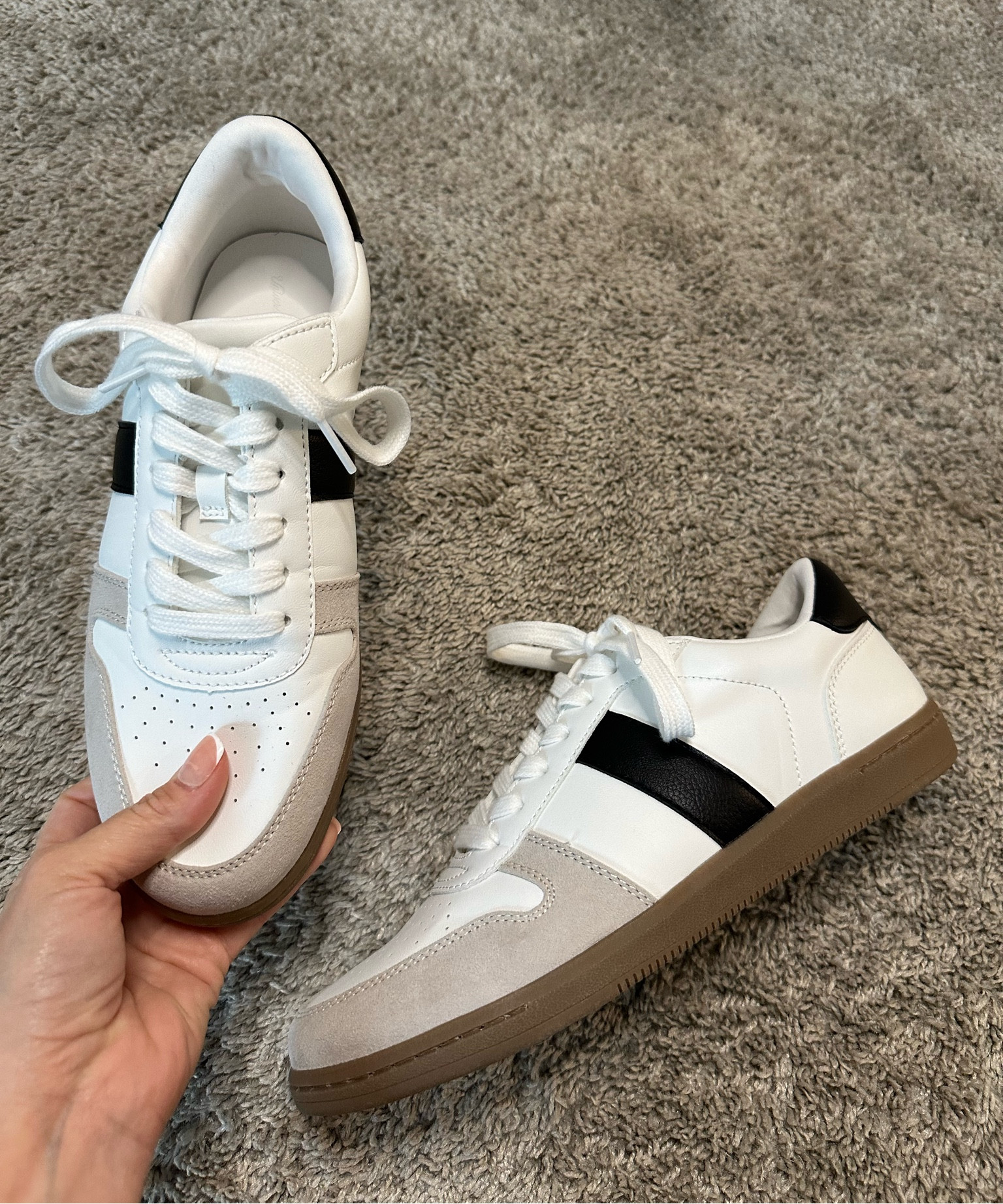 Affordable target sneakers ! Super comfortable 

Target sneakers, shoes , tennis shoes 

#LTKStyleTip #LTKFindsUnder100 #LTKShoeCrush