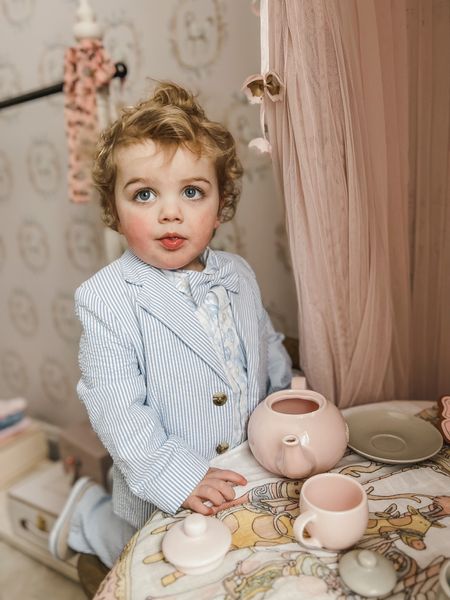 Bennett in his seersucker suit with that curly hair and big eyes I can’t deal 20% off with code LAUREN20

#LTKFind #LTKkids #LTKSeasonal