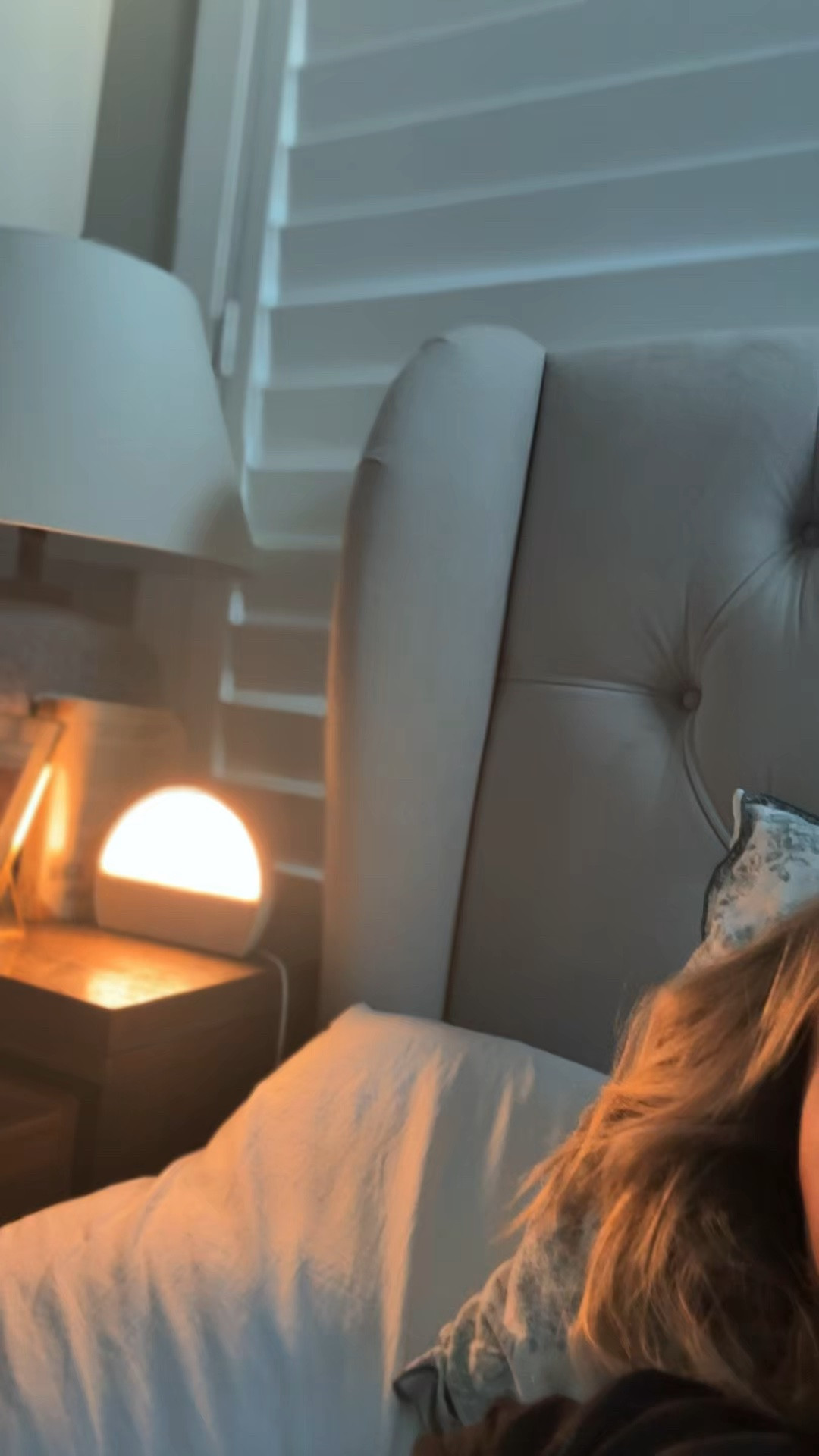 My little morning routine at home 🤎🐾 Starting the day with the pets, a cozy robe, and a few simple home finds I use every single day.

morning routine over 50 • cozy home routine • everyday home finds • Amazon home finds • affordable home decor • kitchen rug • pet feeding bowls • dog food routine • SKIMS robe • Amazon pillowcases • midlife lifestyle • cozy morning at home • alarm clock •