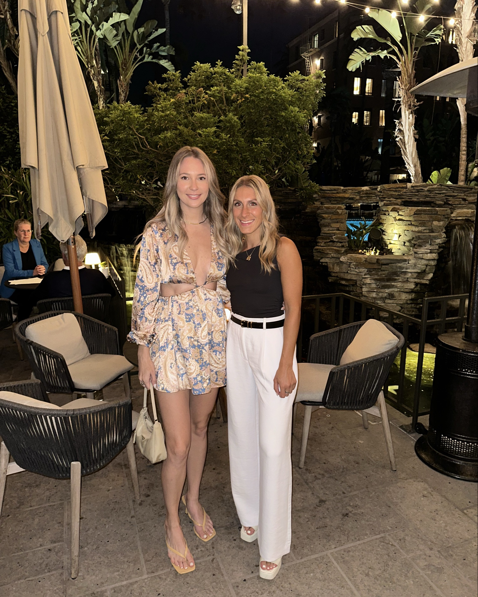 Pants are TTS in a XS regular! 

#LTKStyleTip #LTKFindsUnder50 #LTKFindsUnder100