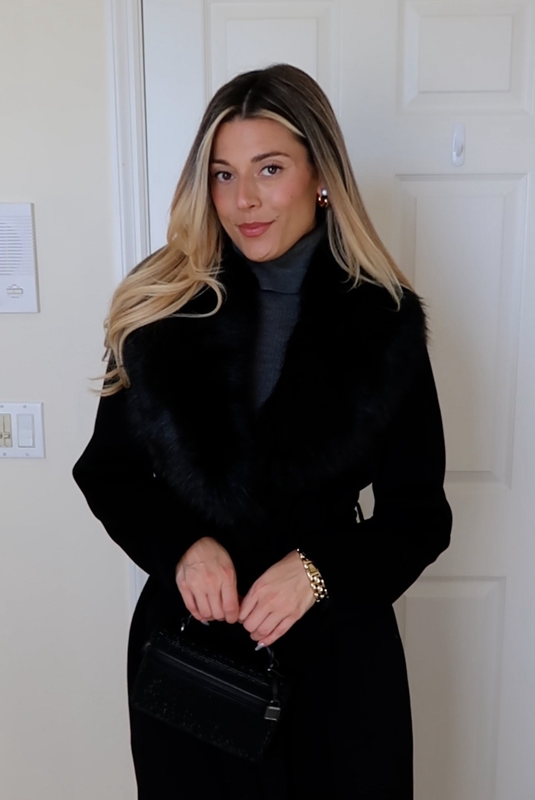 a holiday look everyone will put on their wishlist @michaelkors #michaelkors #mkpartner


#LTKCyberWeek #LTKootd #LTKHoliday