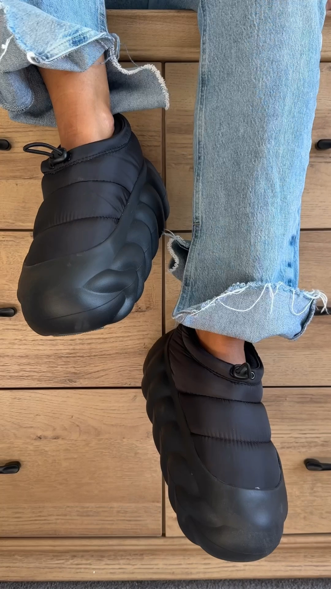 Crocs overpuff shorty - perfect winter boots

#LTKHoliday #LTKFindsUnder100 #LTKSeasonal