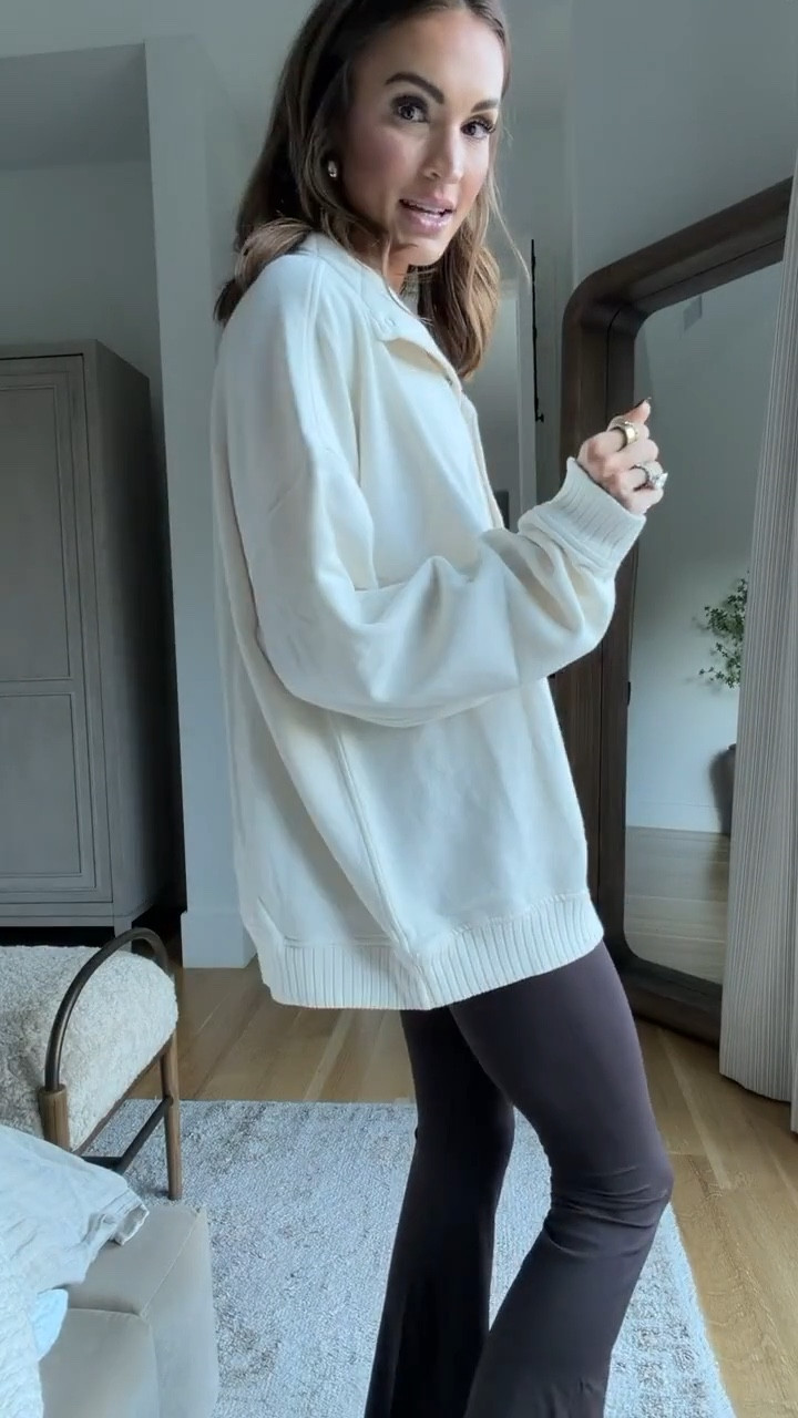 fall uniform for everyday mom life 🤎

#LTKFindsUnder100 #LTKmomlife