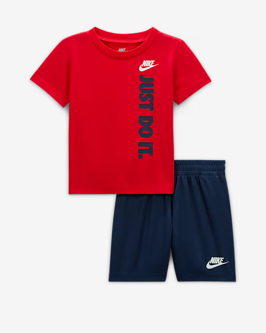 Nike SportswearBaby (12–24M) French Terry Shorts Set | Nike (UK)