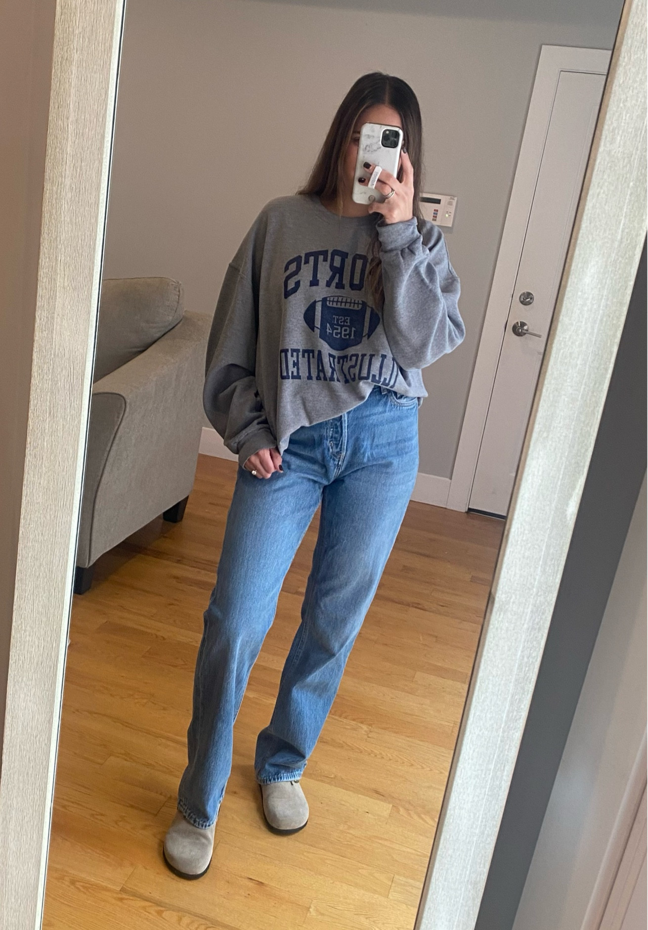 #vintagesweatshirt #hm #birkenstockdupe

#LTKSeasonal #LTKstyletip #LTKunder50