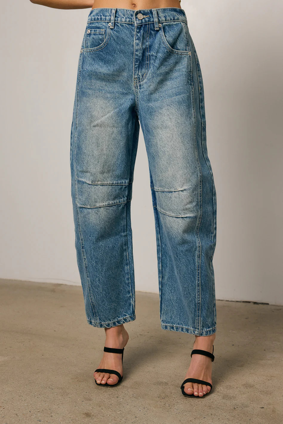 Lisette Barrel Jean in Medium Wash - FINAL SALE | Böhme US