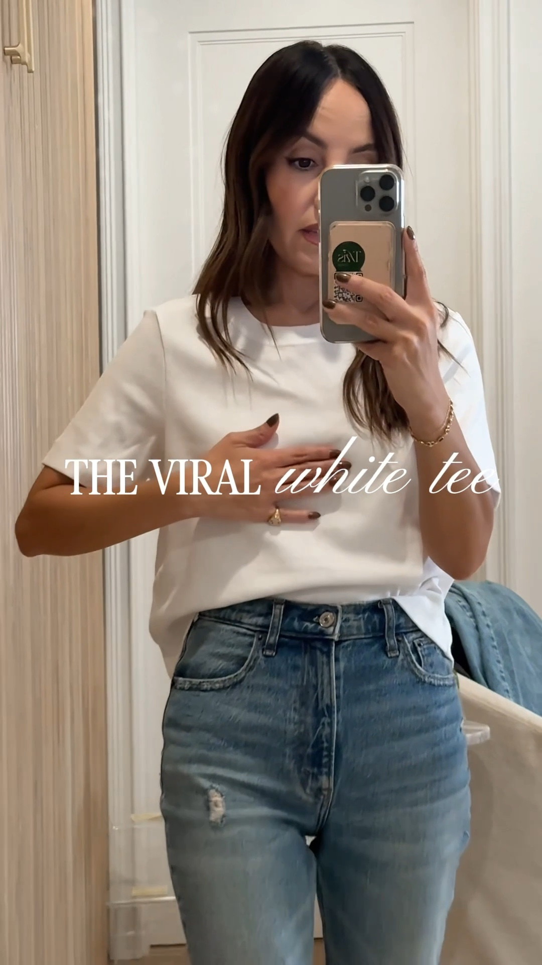 And it's under $35!

If you want to elevate your basics and feel 100x better next time you wear a t-shirt and jeans...

The best white tee I have in my closet at the moment. The fit is perfection. The weight feels so luxe -- it's like The Row tees but not stupid expensive.

Perfect with jeans or layered under your winter sweaters! I can't get over this find! You're going to feel so confident and cute wearing it!

Color: white (also have in black)
Size: small + medium (for baggier fit)



editors picks • perfect white tee • white tee shirt • jeans • white t-shirt • best white t-shirt 