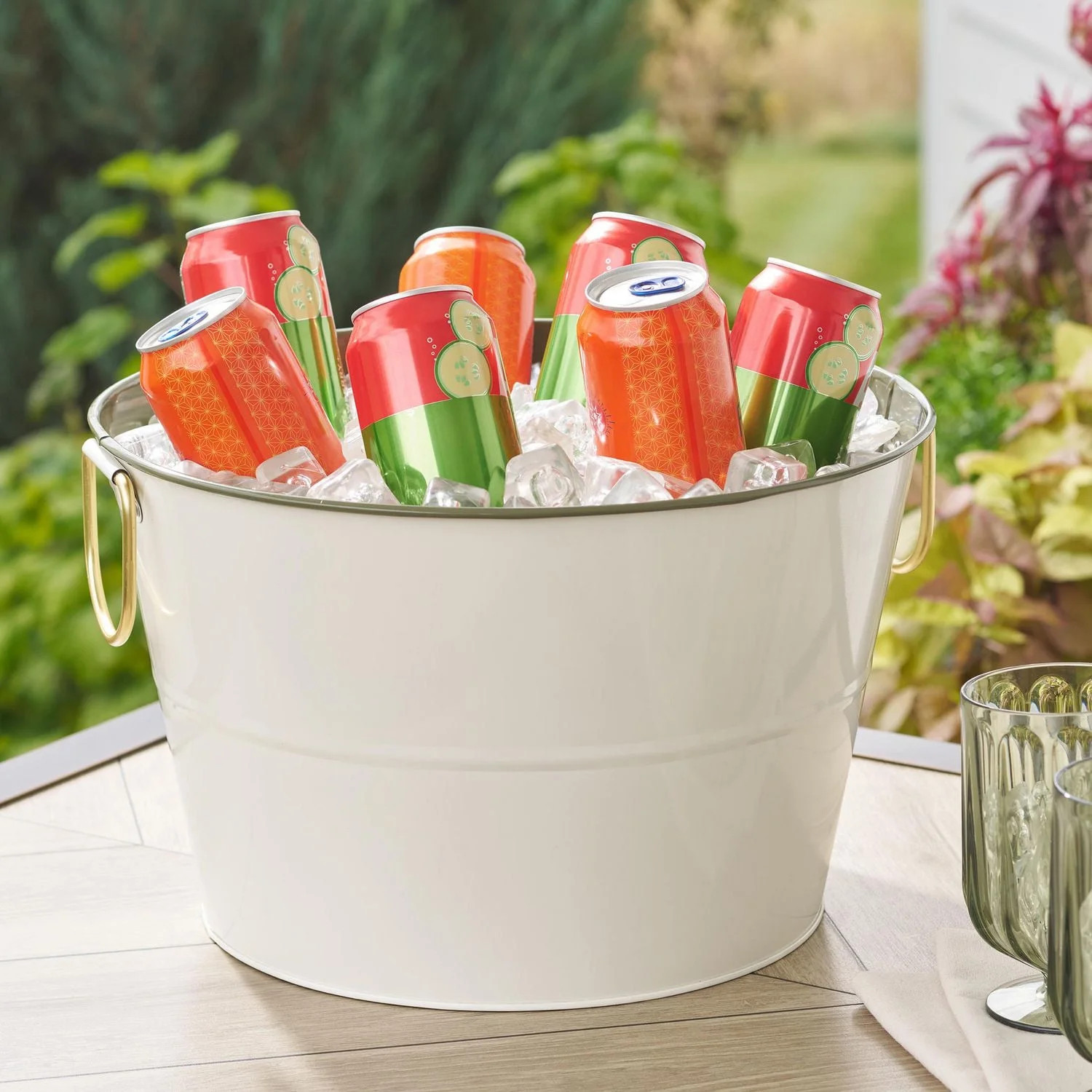 Better Homes & Gardens 2 Tone Color Galvanized Round Tub, 15 IN D, Round tub - Walmart.ca | Walmart (CA)