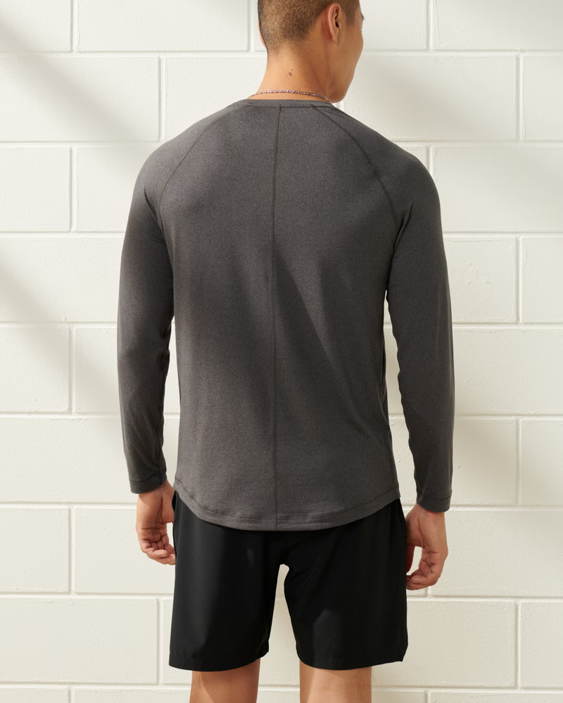 YPB powerSOFT Long-Sleeve Lifting Tee | Abercrombie & Fitch (US)