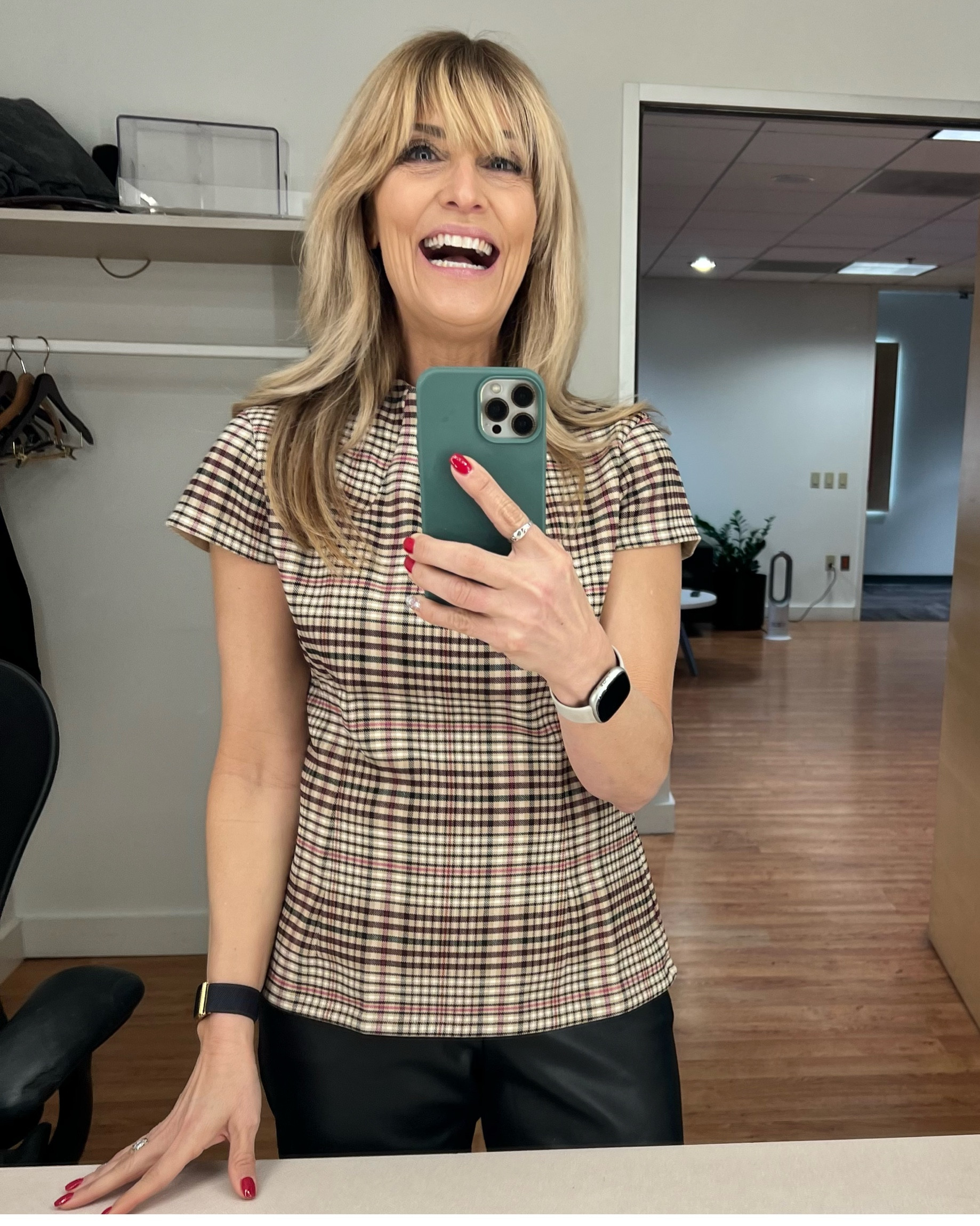 In a world 🌍 full of trends you can always count on a classic. Love 💕 me an easy to wear, Ann Taylor top 🔝 & on super sale! 

#LTKover40 #LTKfindsunder50 #LTKstyletip