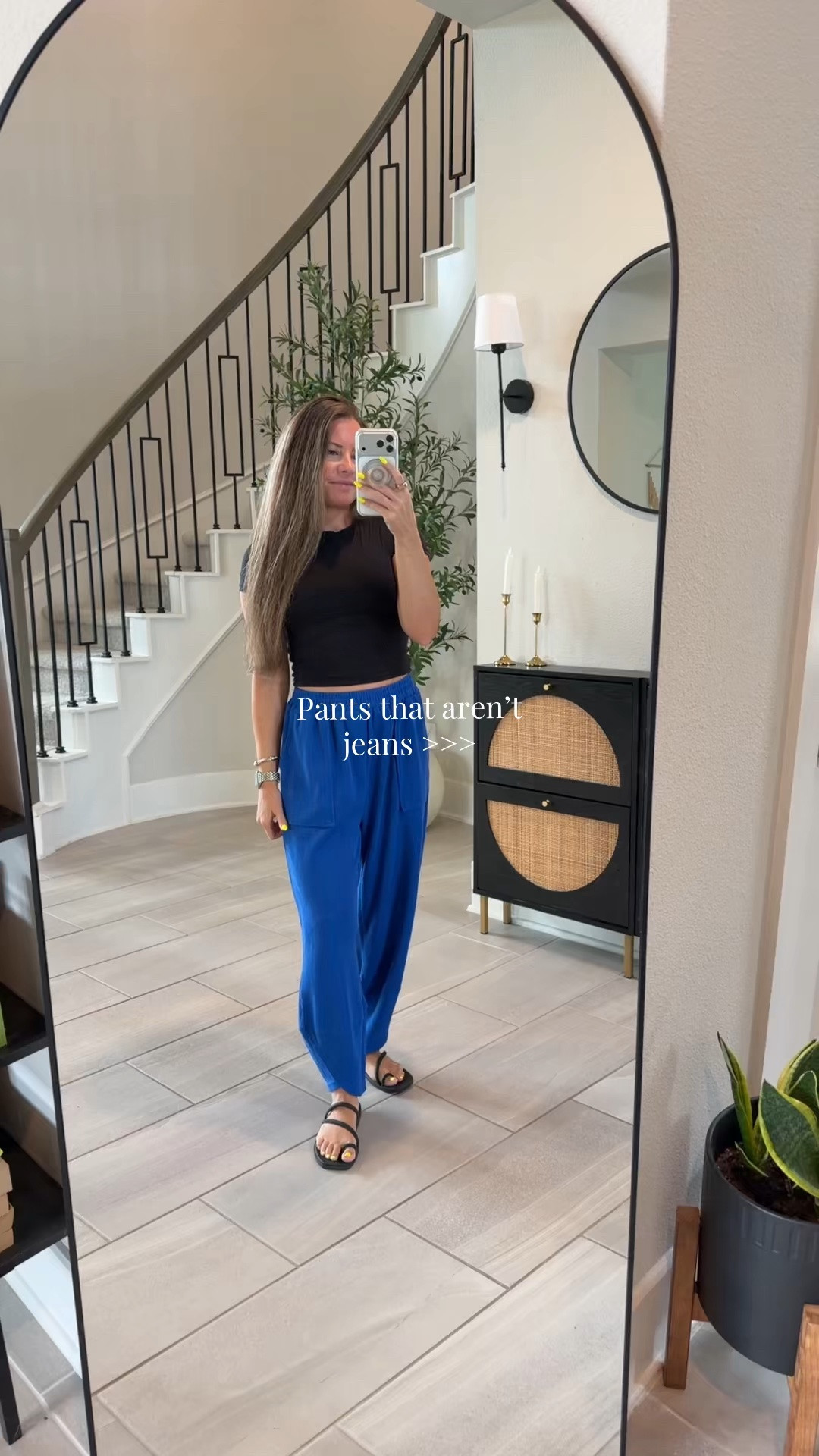 I have these barrel sweatpants in every color! 70% cotton and so comfy. I’m wearing a size small.

#LTKootd #LTKPetite #LTKSaleAlert