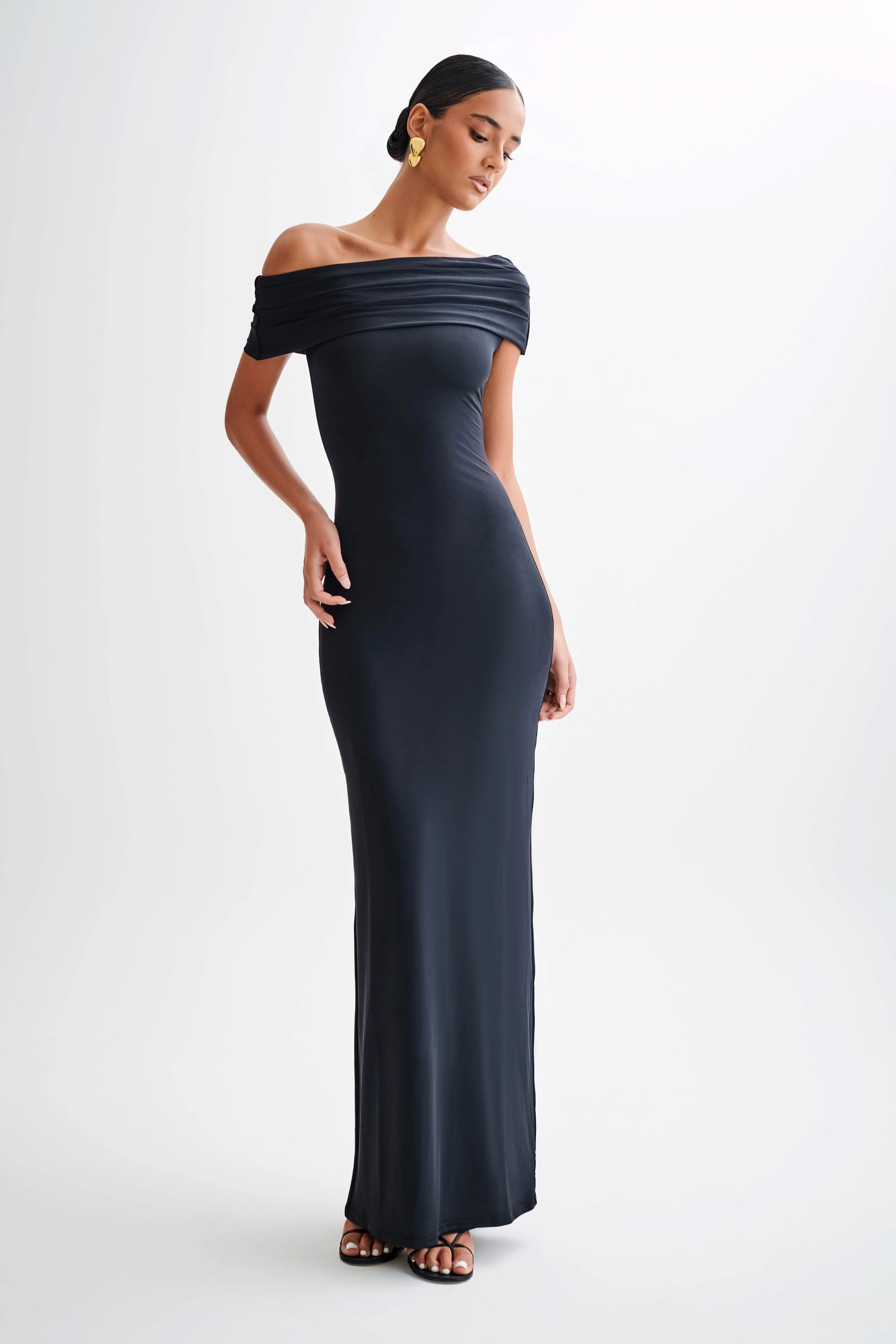 Cassandra Off Shoulder Slinky Maxi Dress - Black | MESHKI US