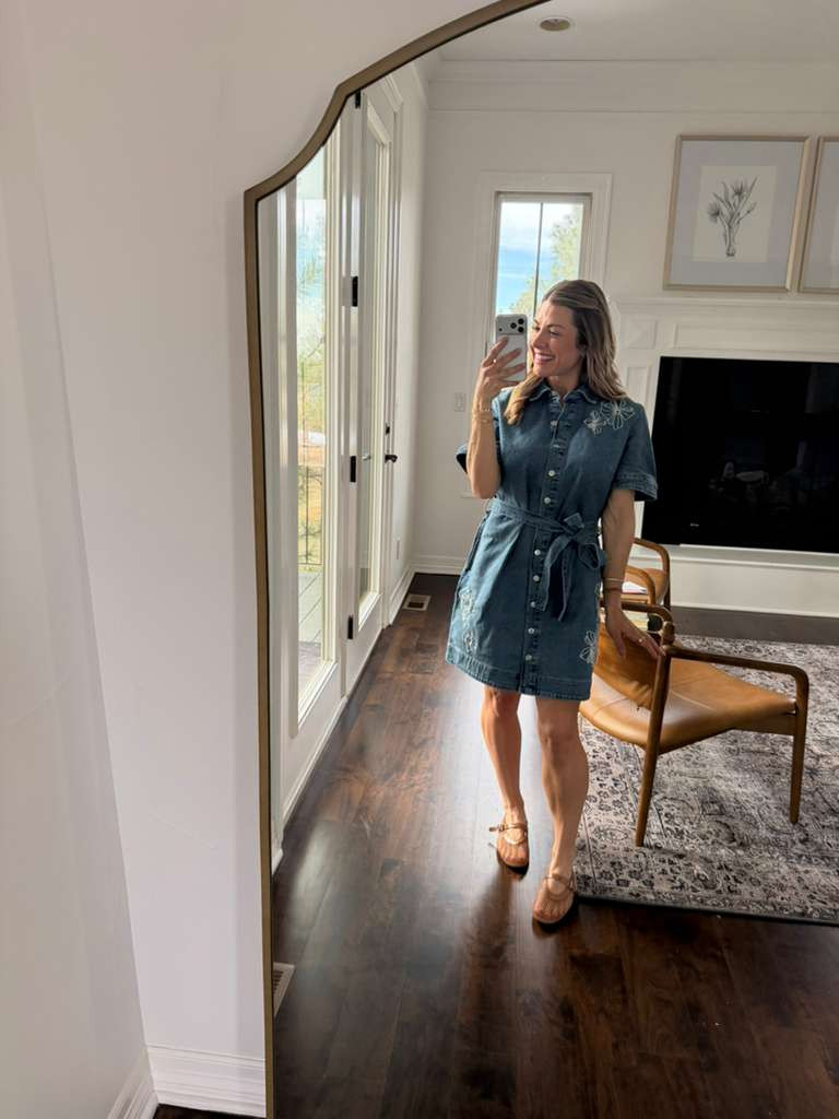 Spring just got a sassy upgrade with this embroidered denim mini shirtdress (belt included!). Size S fits like a breezy dream. 🌸👗✨

#EmbroideredDenimDress #DenimMiniShirtdress #SpringFashion #WalmartFinds #DenimDress #MiniShirtdress #SpringOutfit #CasualSpringLook #BeltedDress #AffordableFashion 

 #LTKootd