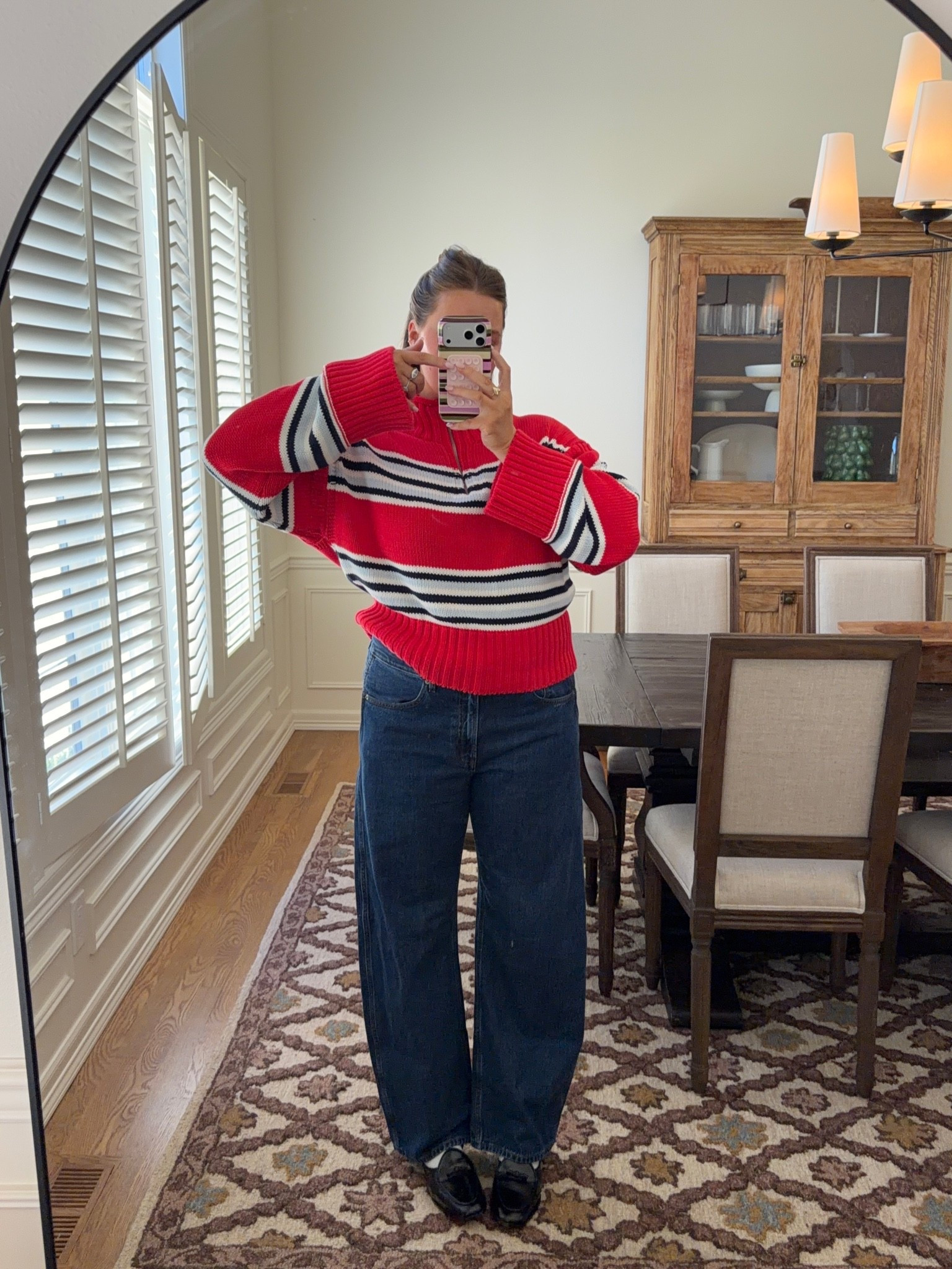 loving this sweater from jcrew it’s knit but warm, versatile and can be worn with the collar up or zipped down. Gorgeous and soft. Loving the tiny sweater I wear size large and it actually has a nice slouchy fit. Jeans true to size, high rise slight barrel leg!

#fallstyle #jcrew #sweater