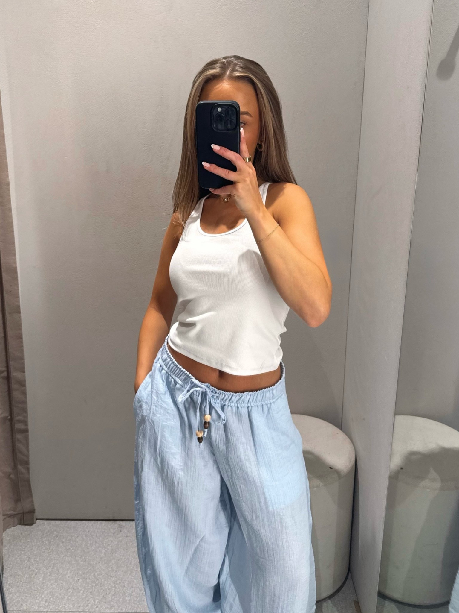new in zara try on haul!! 🌺

summer spring holiday beach outfit inspo easy ootd light baby blue oversized linen balloon trousers tie waist rustic

#LTKuk #LTKsummer #LTKeurope
